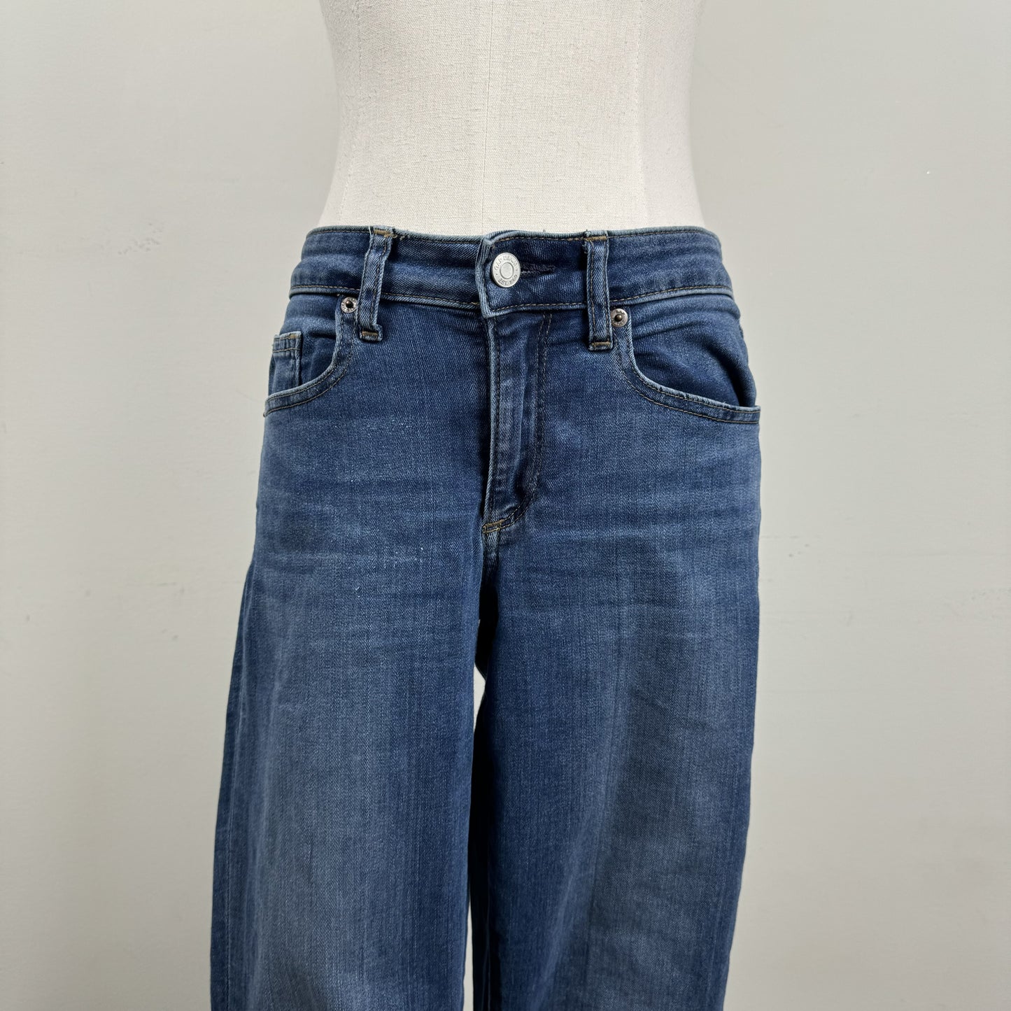 Gap Classic Bootcut Jeans – view 6