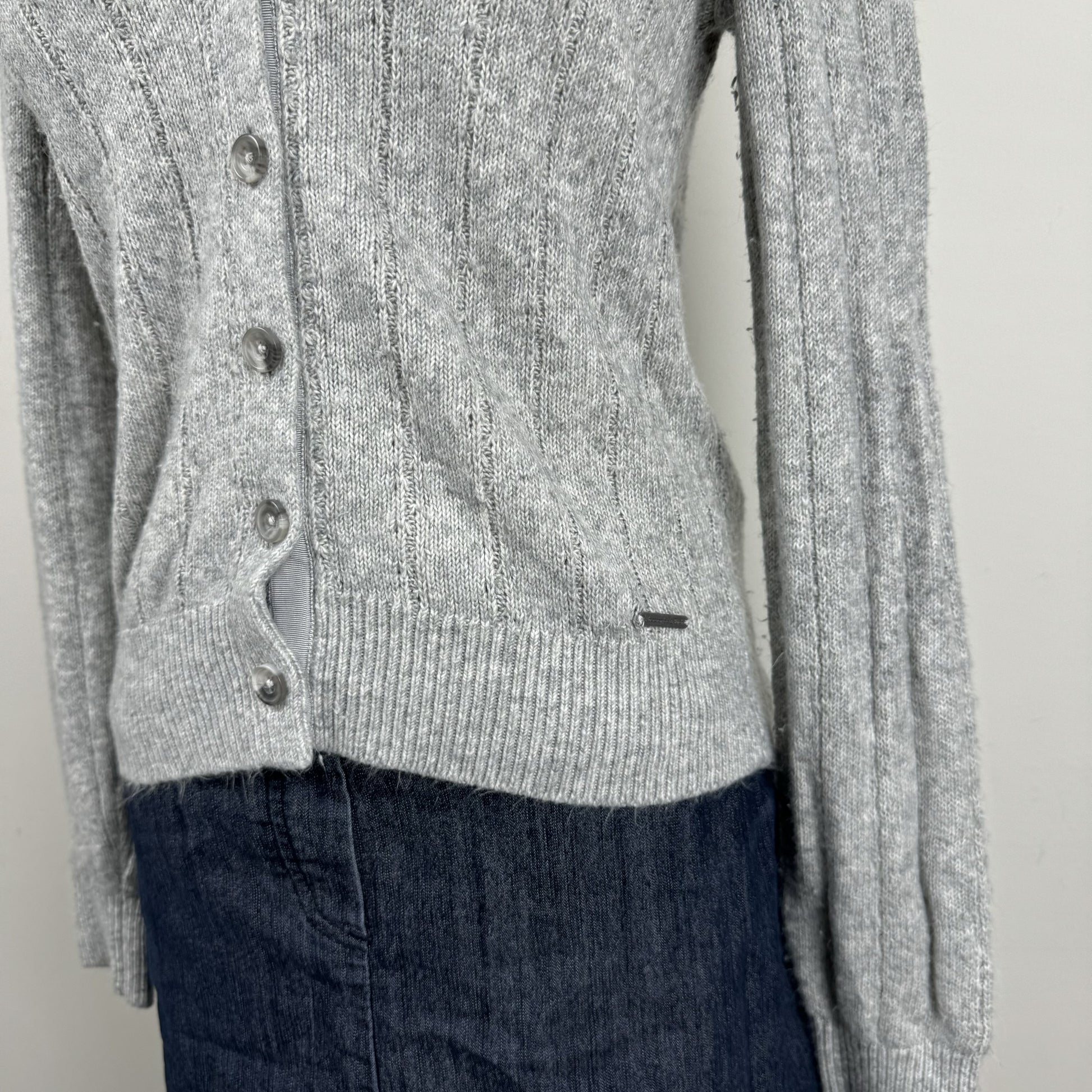 Abercrombie Light Grey Button Up Cardigan – view 8