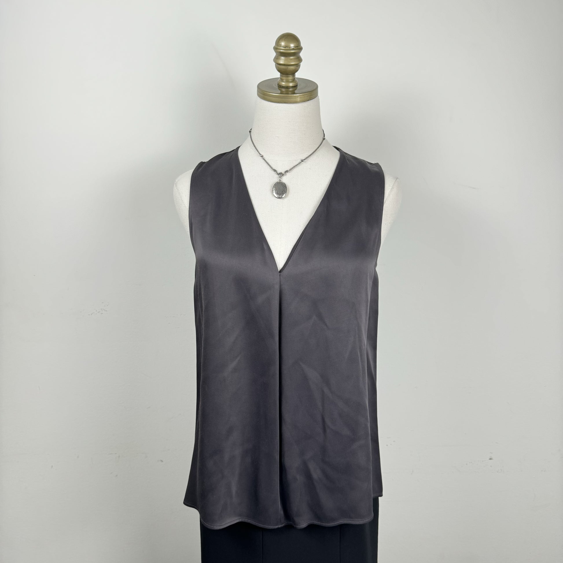 Sleeveless Taupe Satin Bouse – view 4