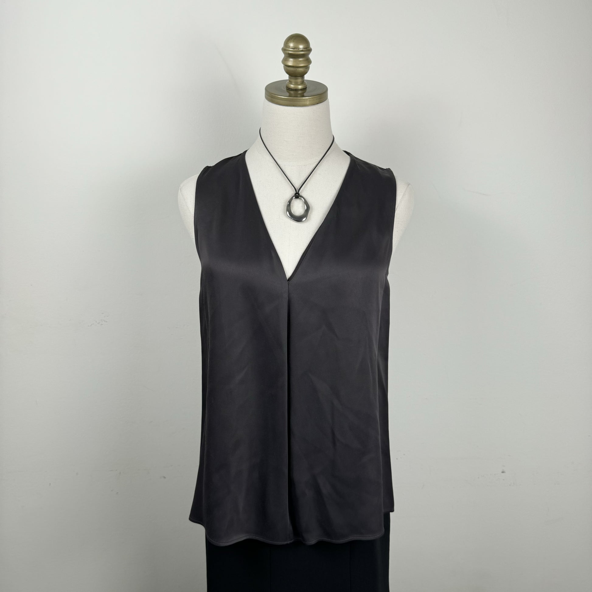 Sleeveless Taupe Satin Bouse – view 5