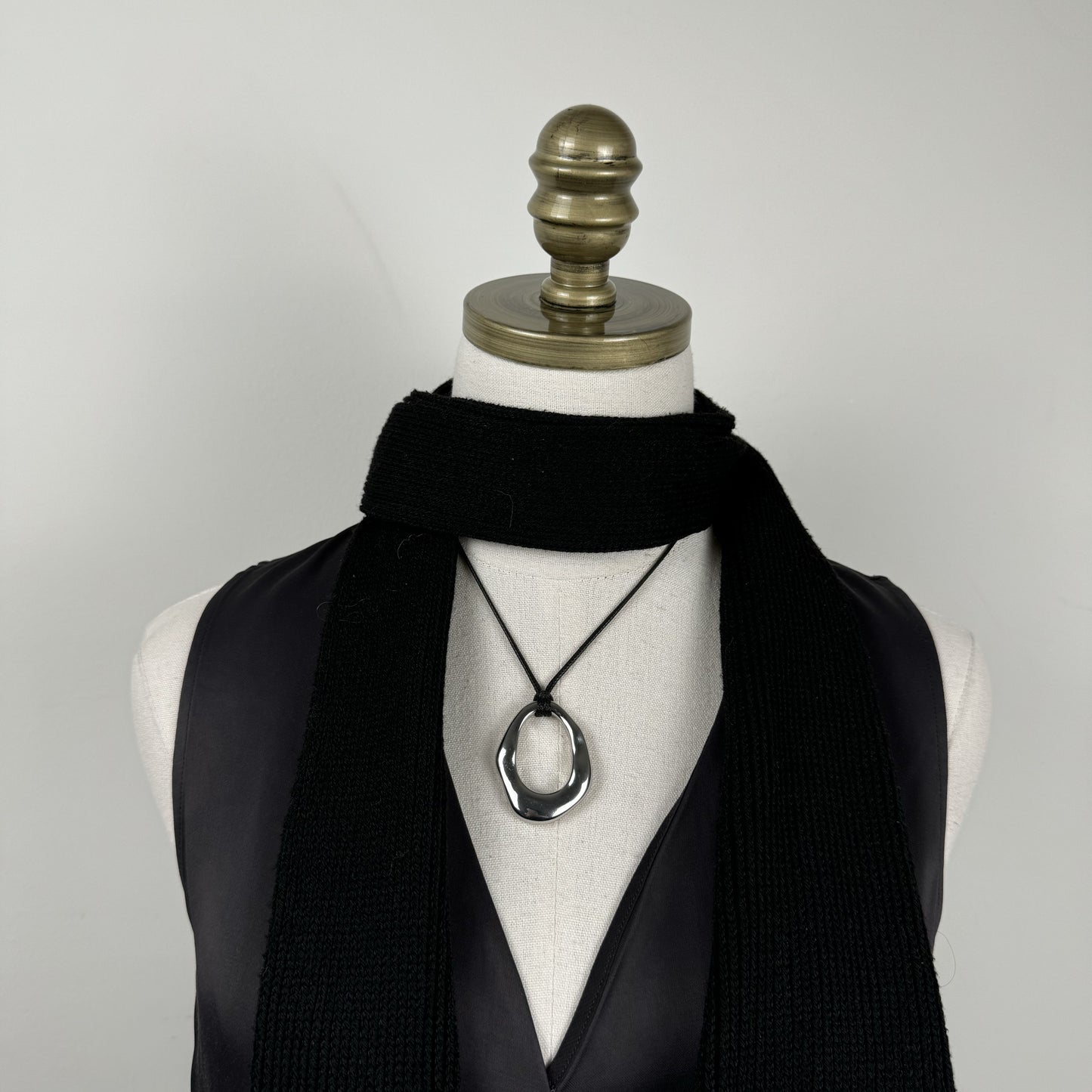 Tommy Black Skinny Scarf – view 5