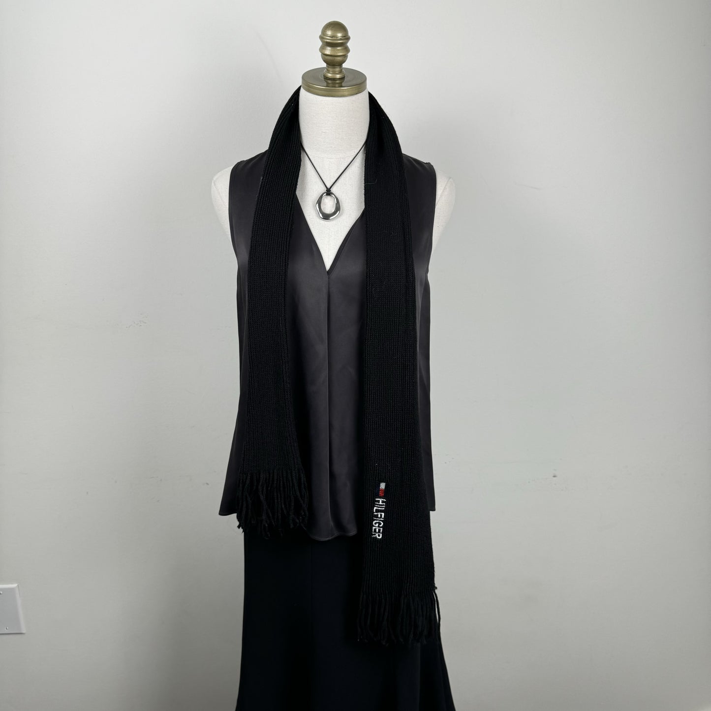 Tommy Black Skinny Scarf – view 6