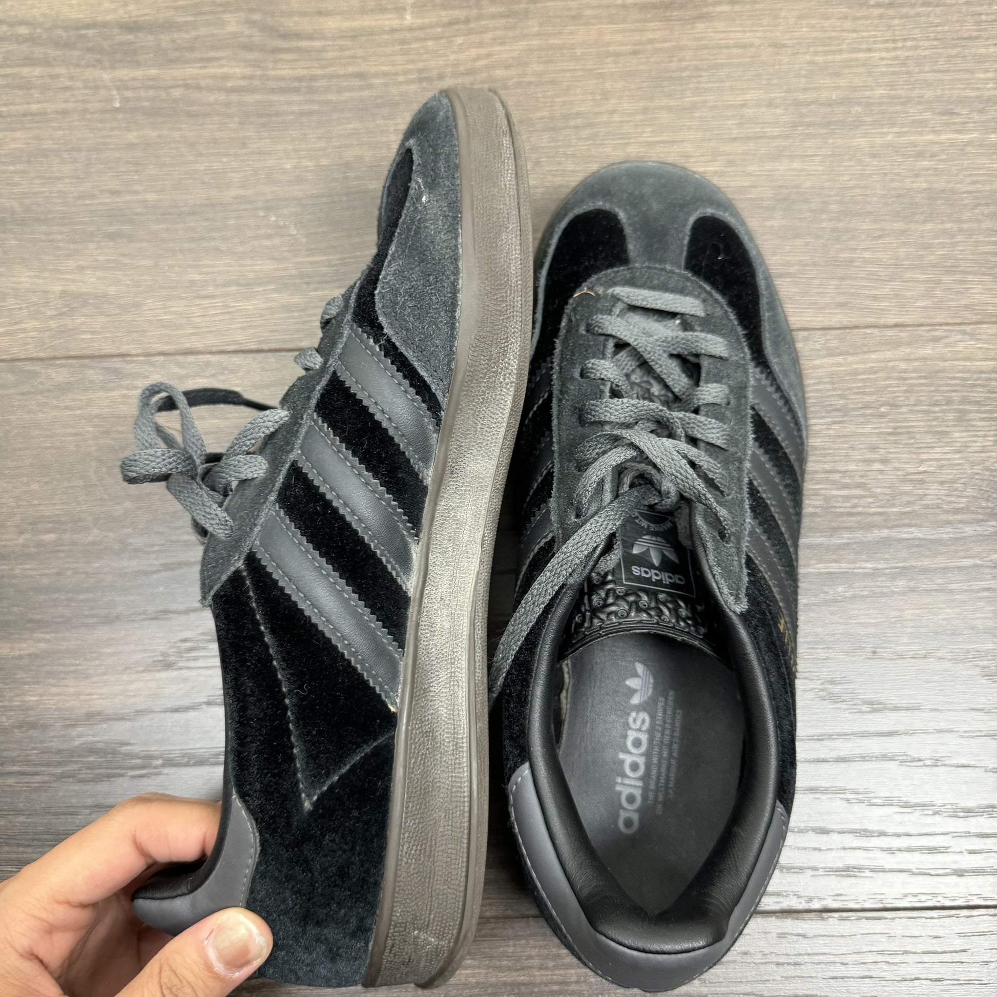 Adidas Gazelle Sneakers (US 6) – view 4