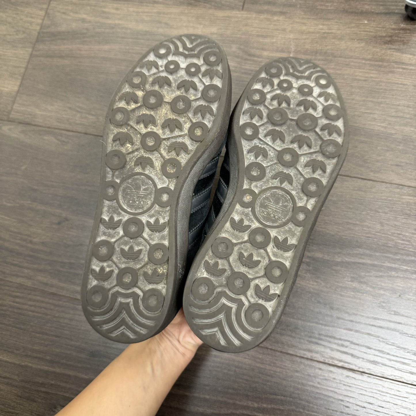 Adidas Gazelle Sneakers (US 6) – view 5