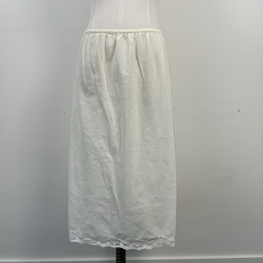 Vintage Cream Lace Trim Slip Skirt – view 1