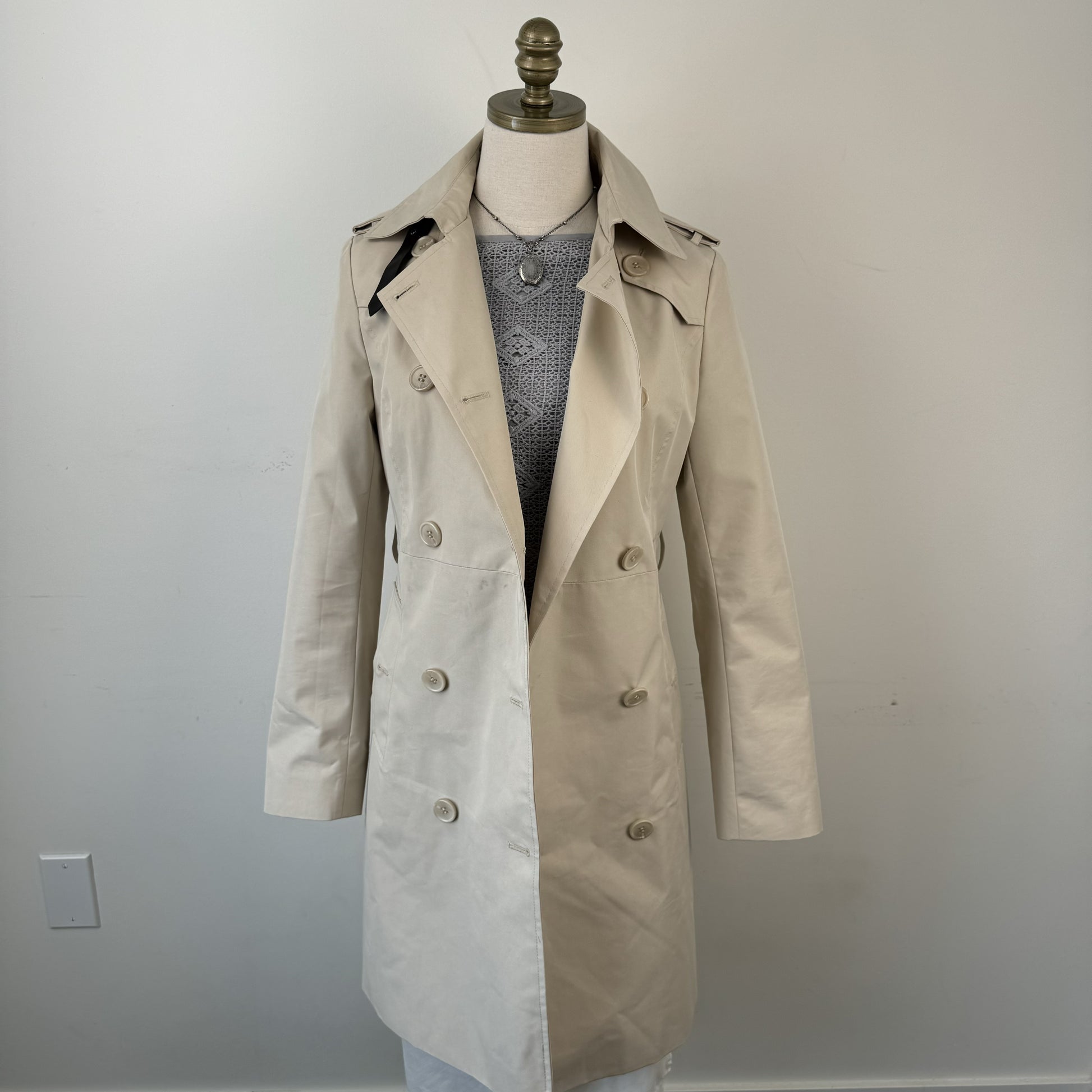 Danier Beige Leather Trim Trench Coat – view 3