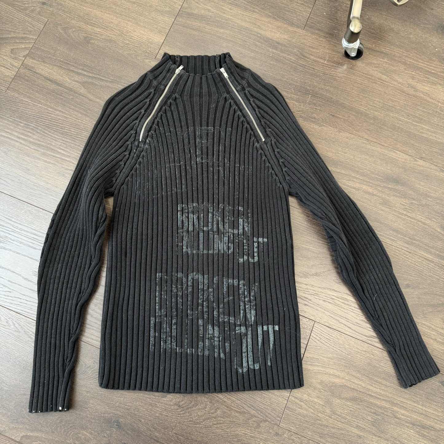 Y2K Black Grunge Turtleneck Sweater – view 8