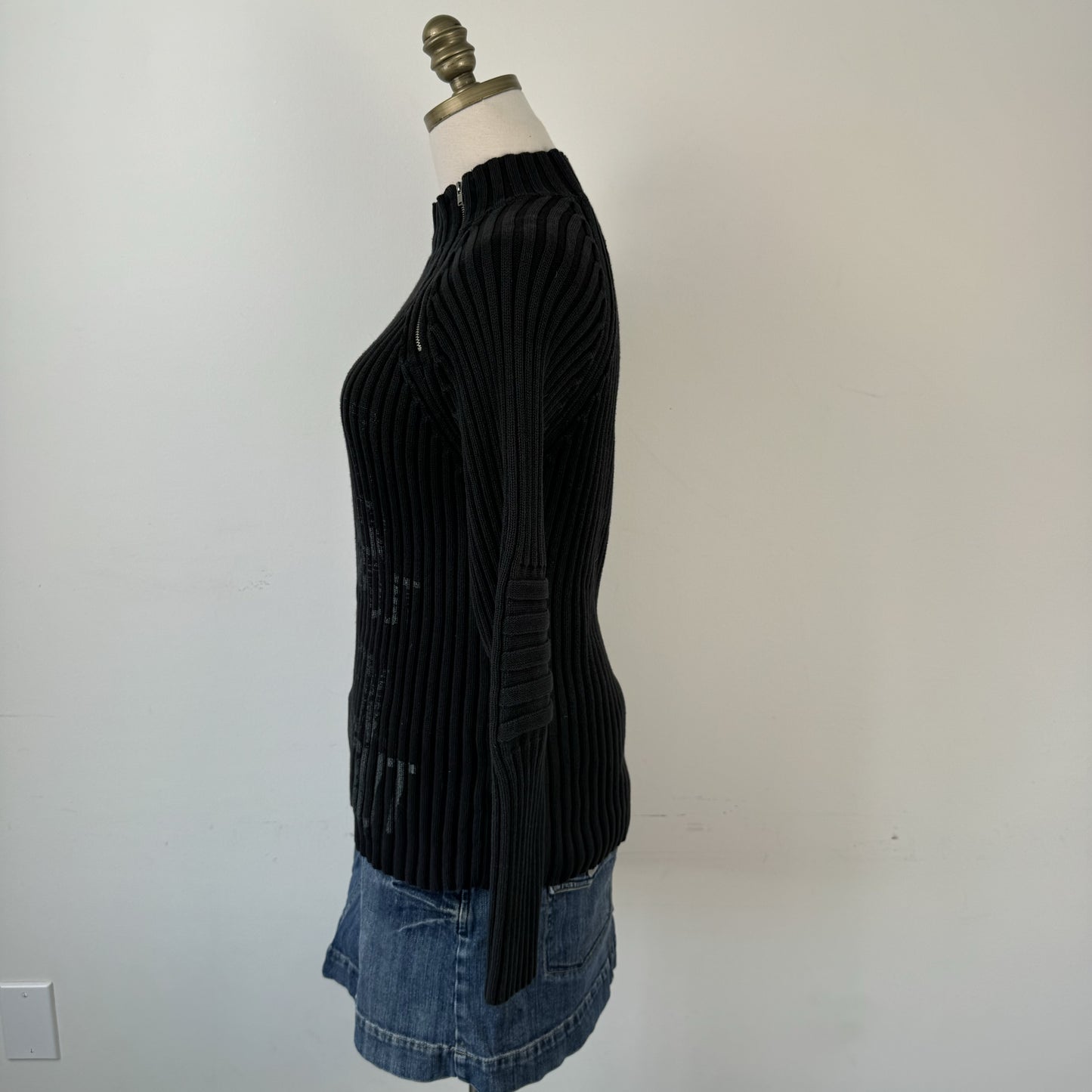 Y2K Black Grunge Turtleneck Sweater – view 6
