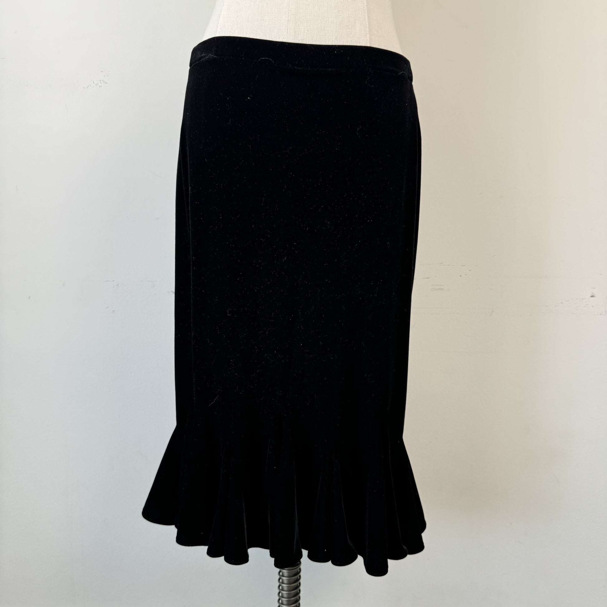 Black Velvet Ruffle Hem Midi Skirt – view 4