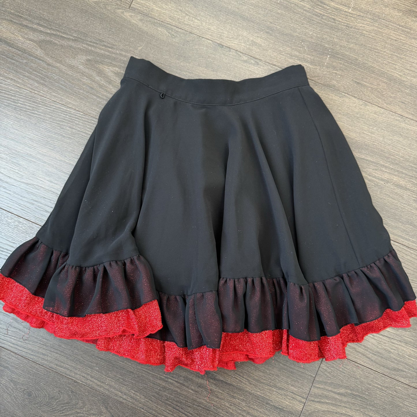 Black & Red Ruffle Trim Mini Skirt – view 5