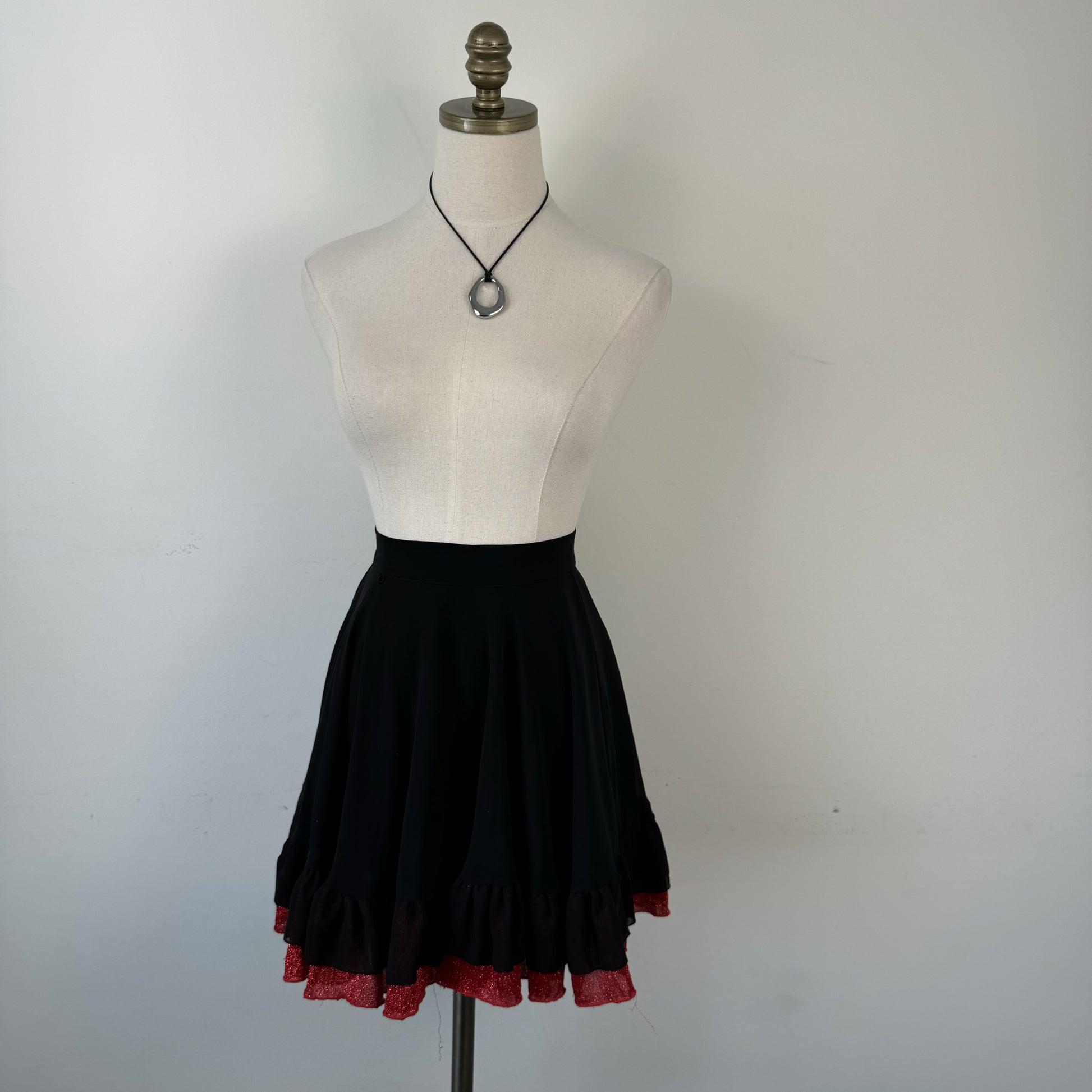 Black & Red Ruffle Trim Mini Skirt – view 2