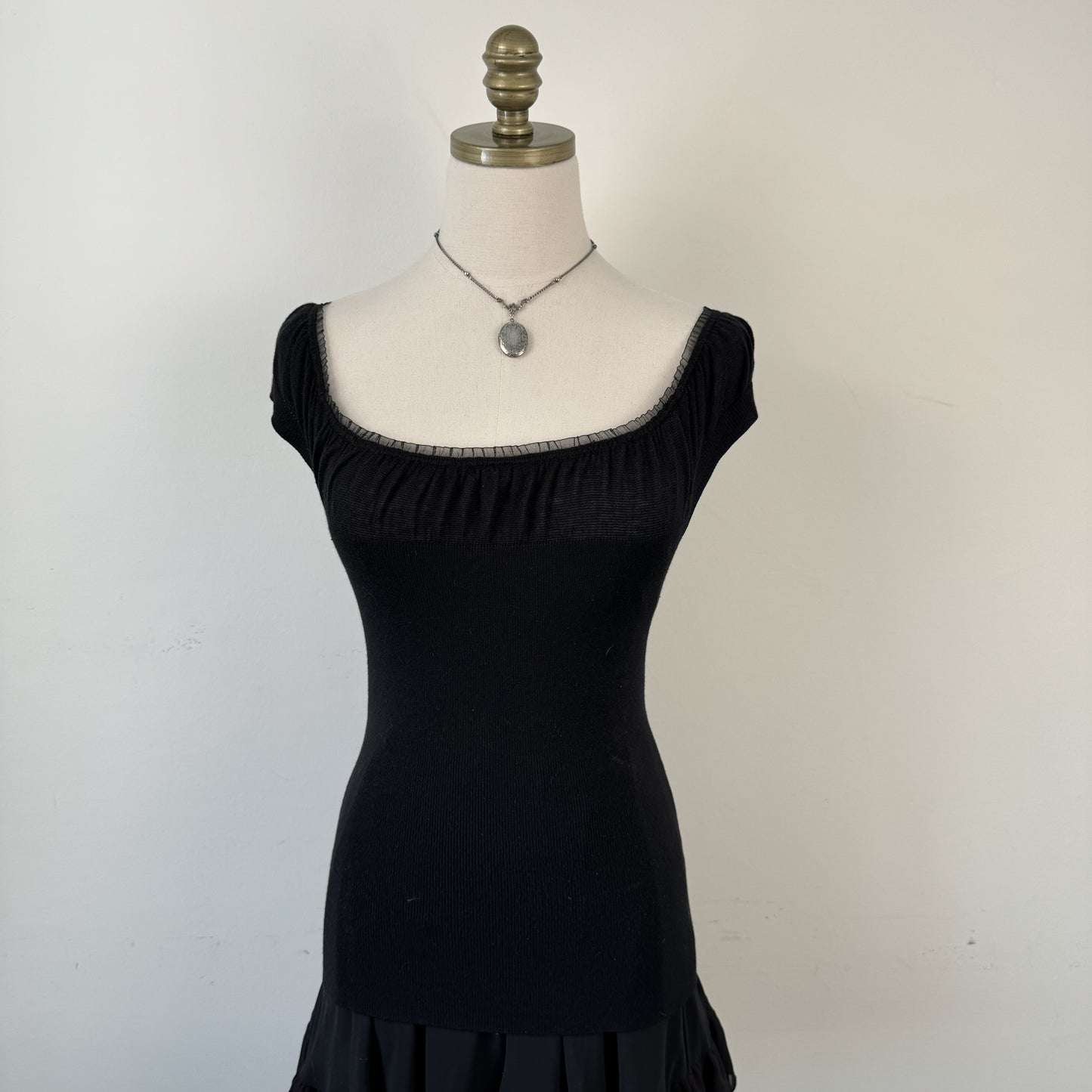 Black Mesh Trim Sweetheart Knit Top – view 3