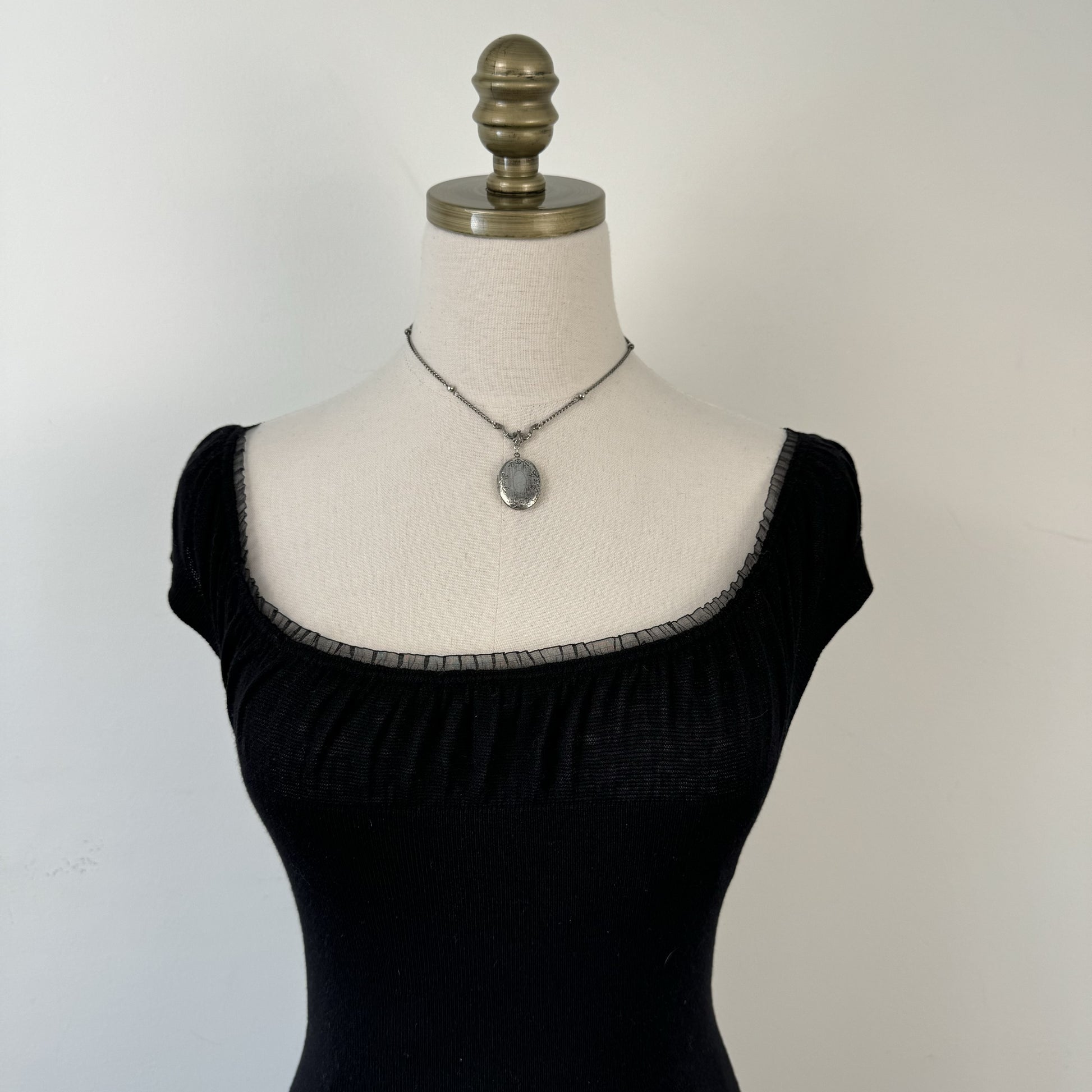 Black Mesh Trim Sweetheart Knit Top – view 4