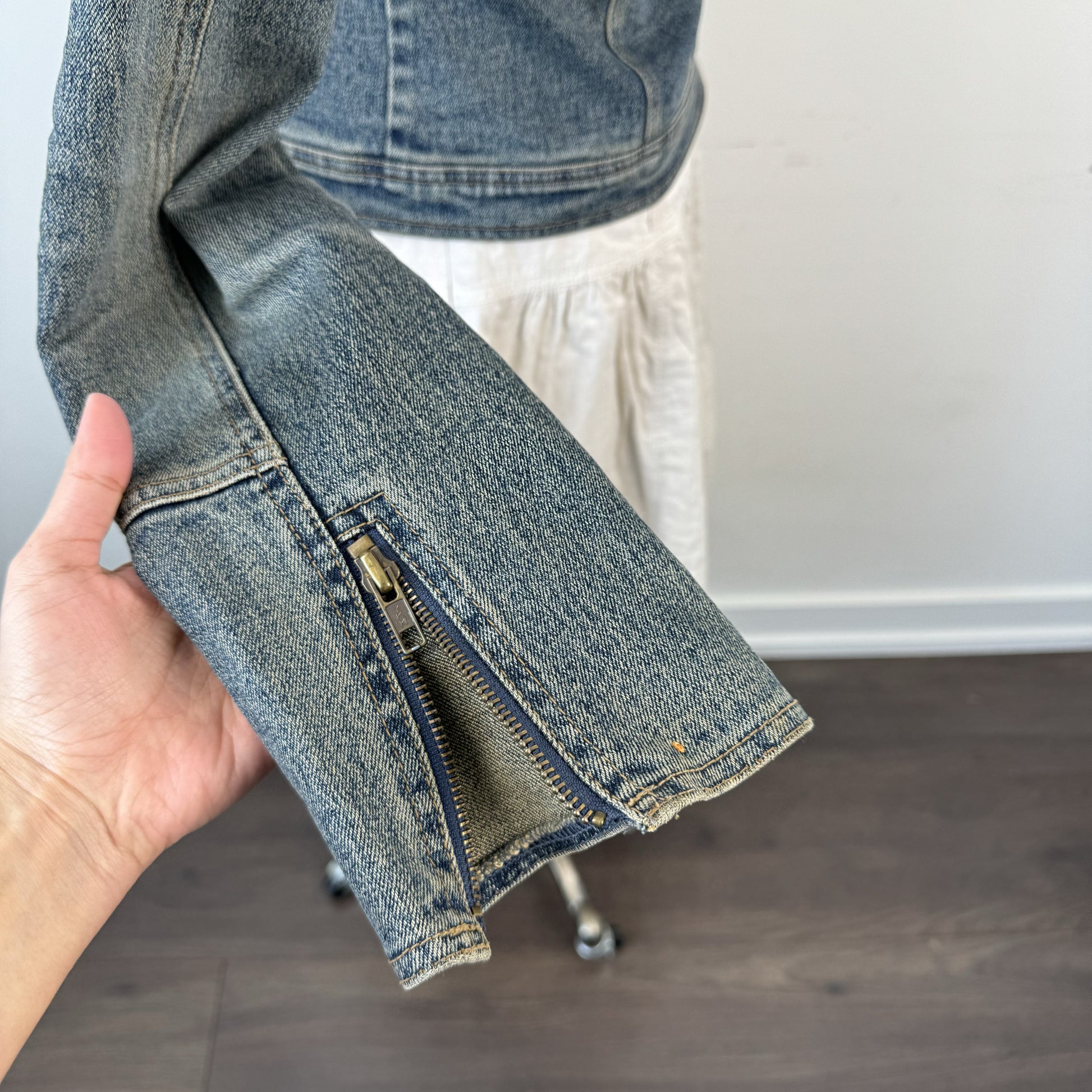 Y2K Faded Denim Jacket – view 7