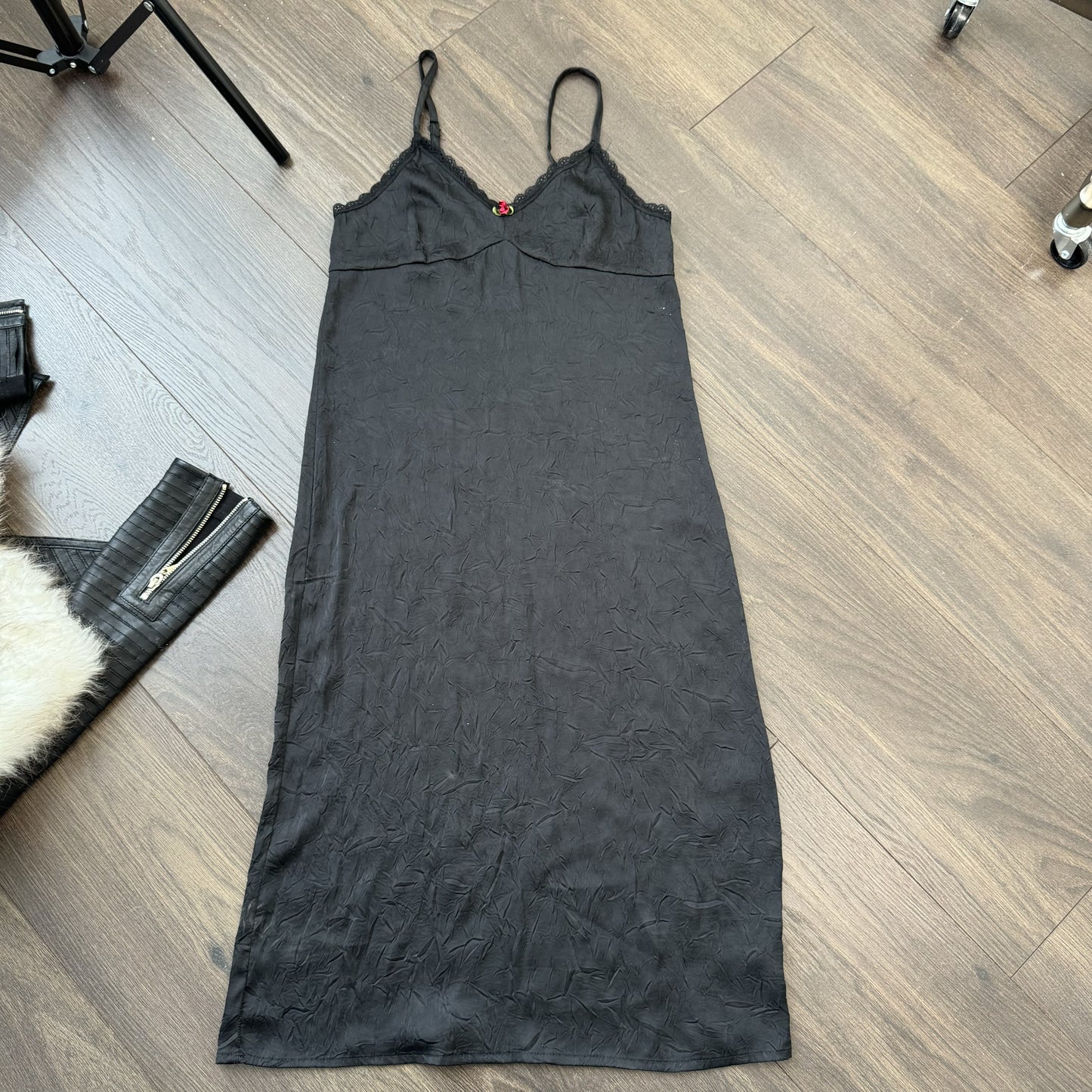 Y2K Black Satin Slip Dress with Rosette – view 9