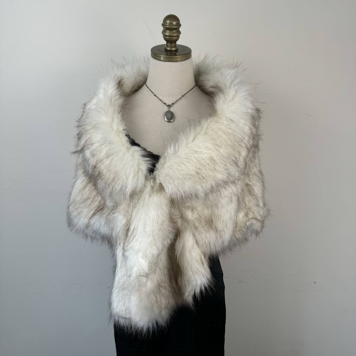 White Faux Fur Shawl with Clasp – view 3