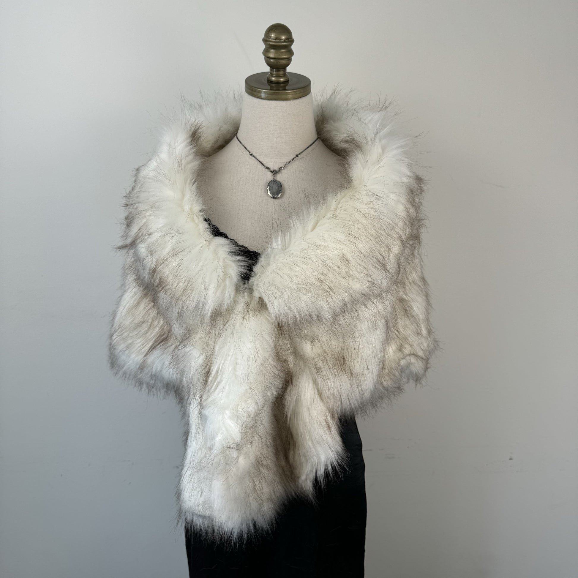 White Faux Fur Shawl with Clasp – view 3
