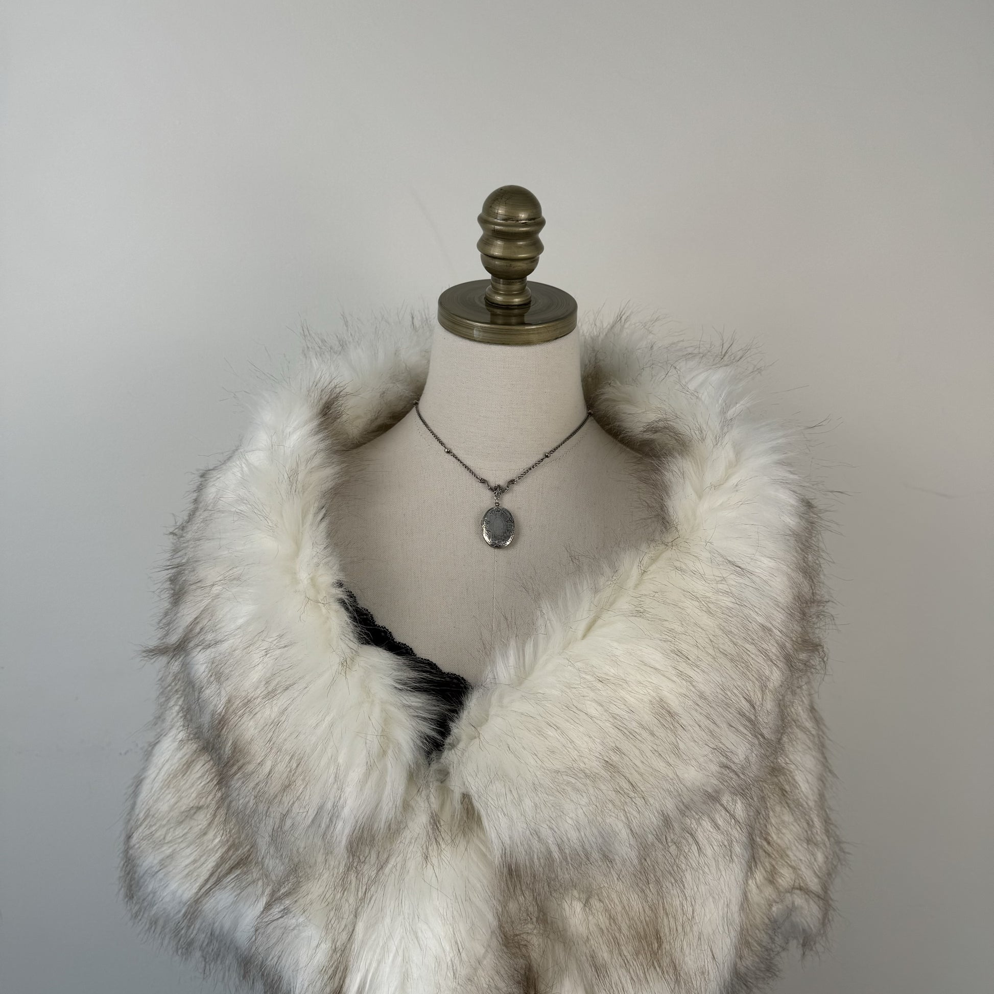 White Faux Fur Shawl with Clasp – view 5