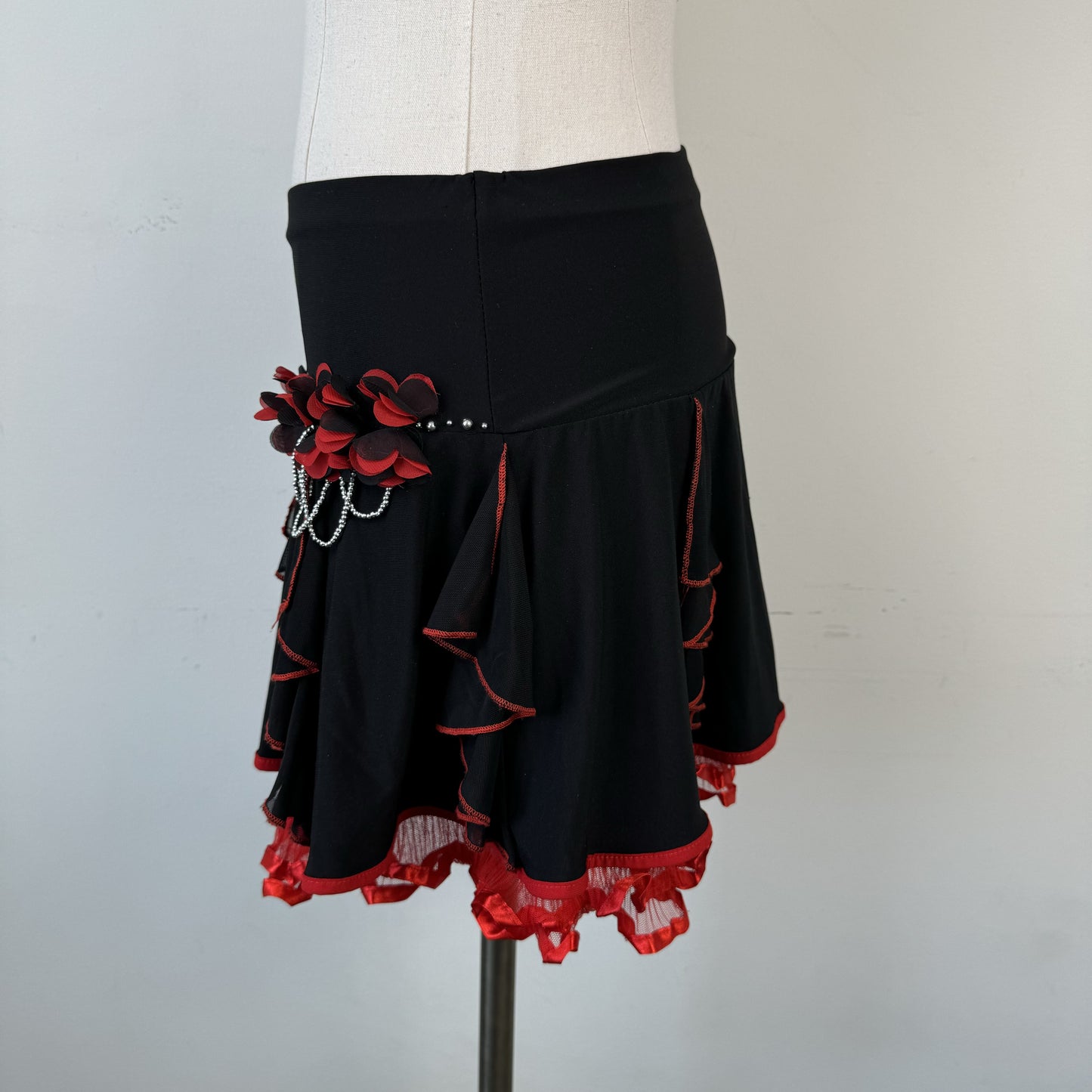 Y2K Black Embellished Lace and Floral Mini Skirt – view 5