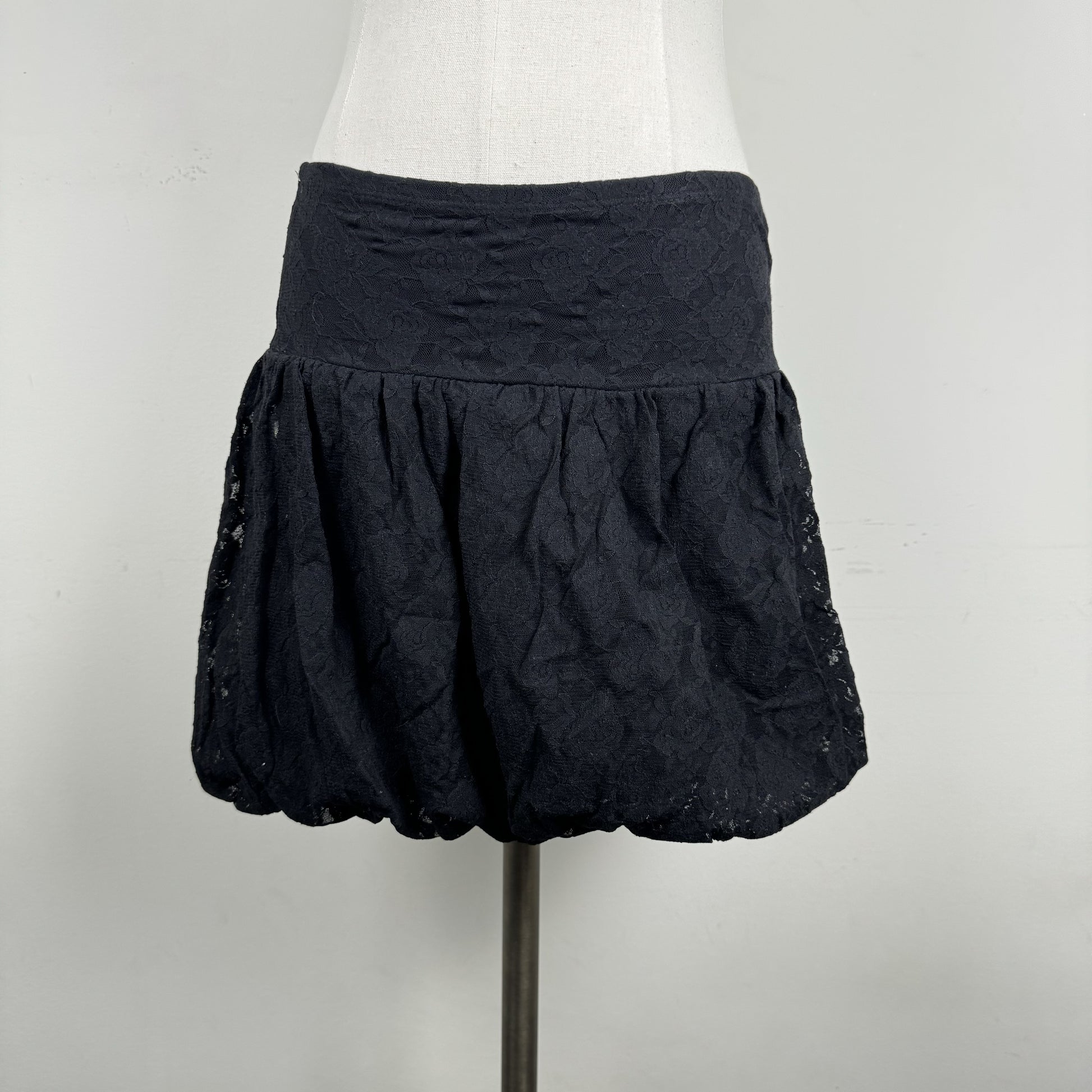 Vintage Black Lace Mini Skirt – view 1