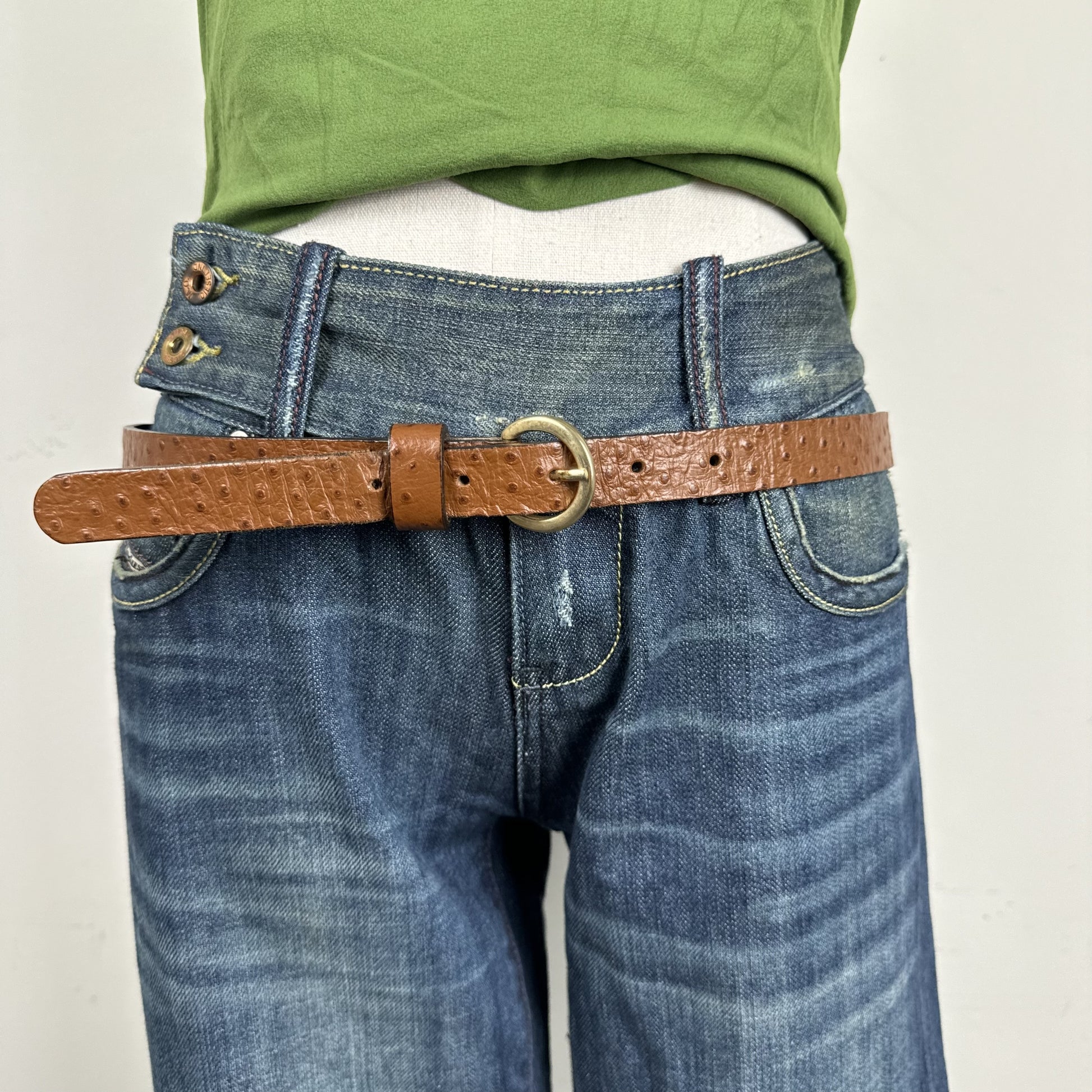 Brown Thin Leather Gold Buckle Belt – view 1