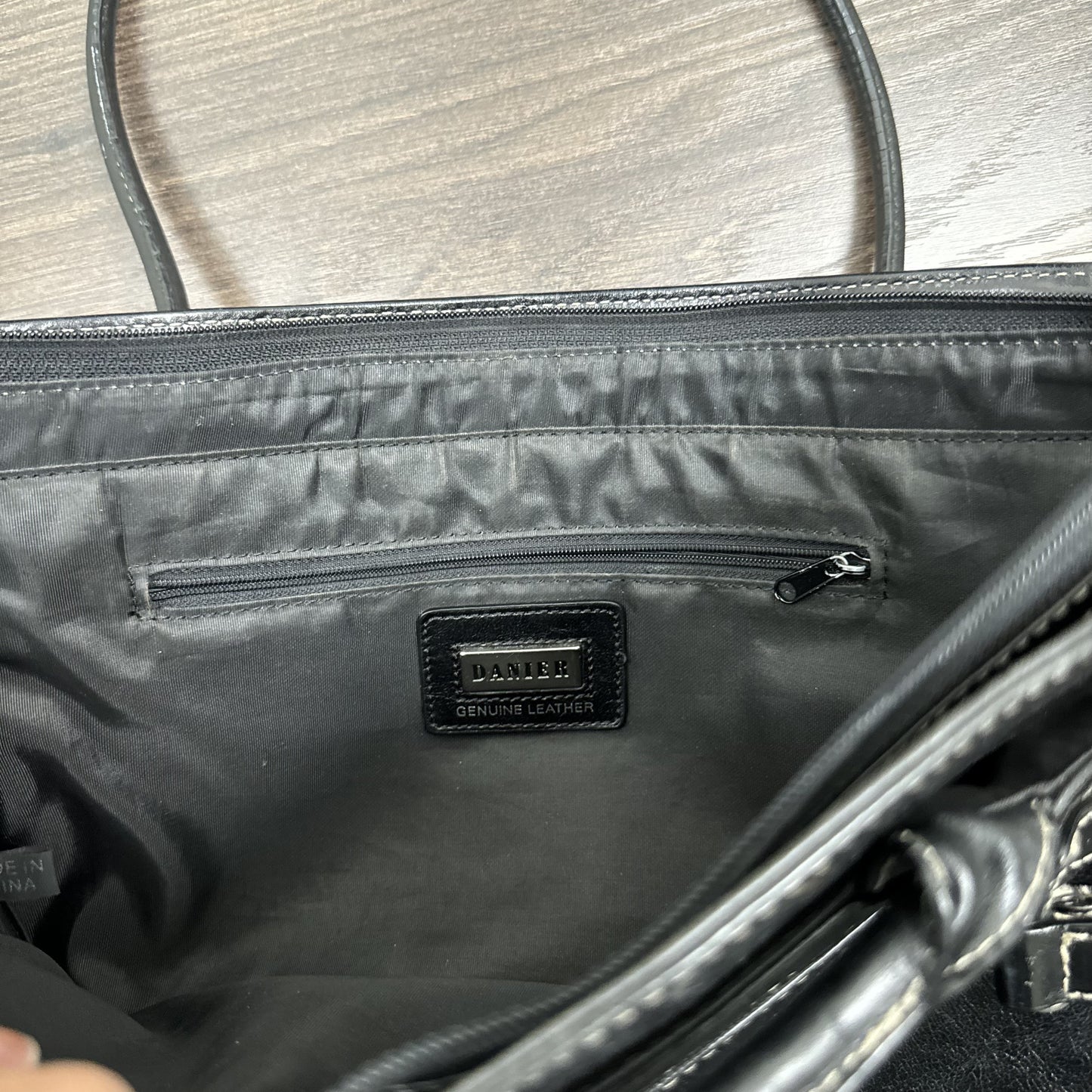 Danier Black Genuine Leather Shoulder Bag – view 12