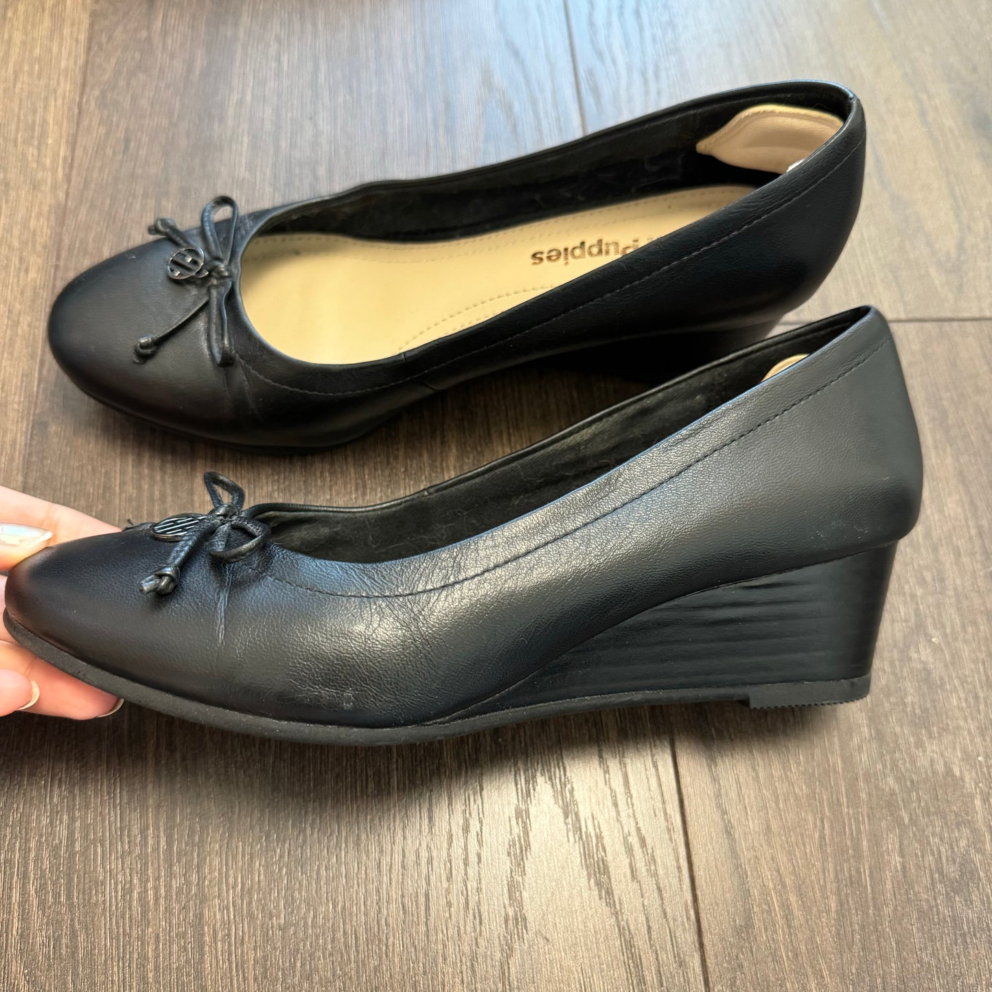 Hush Puppies Black Ballet Wedge Heels with Bow Detail (US W7-7.5)