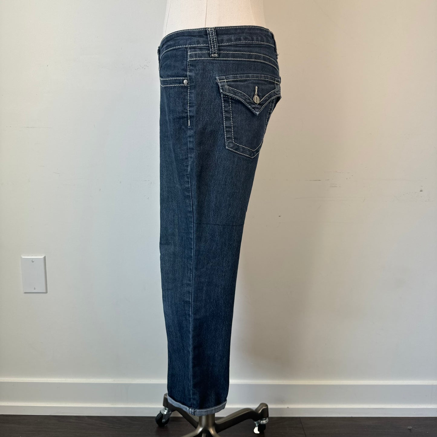 Dark Wash Cuffed Low Rise Denim Capri Jeans