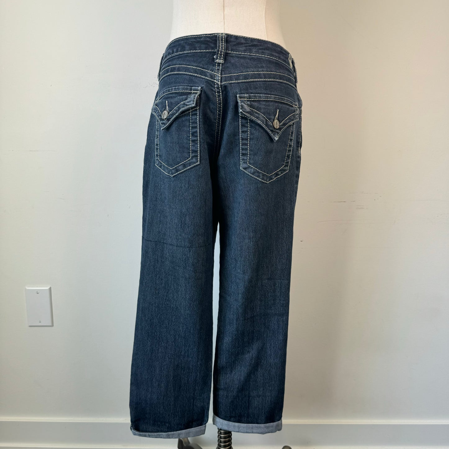 Dark Wash Cuffed Low Rise Denim Capri Jeans