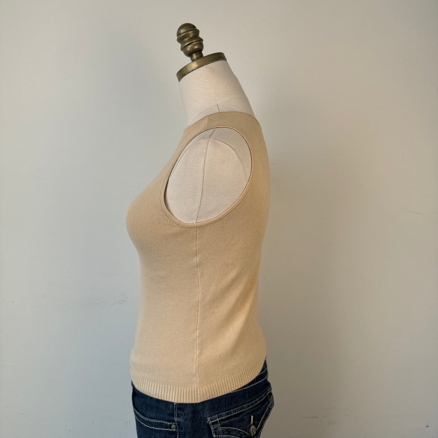 Cream Boat Neck Fitted Sleeveless Top