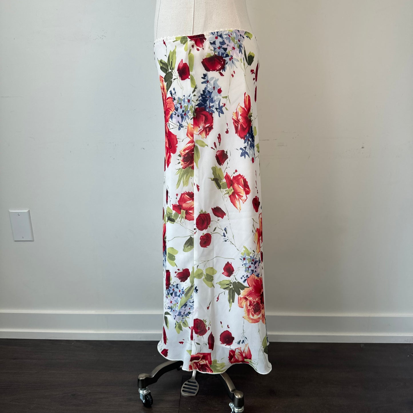 Vintage White Floral Chiffon Mesh Overlay Maxi Skirt