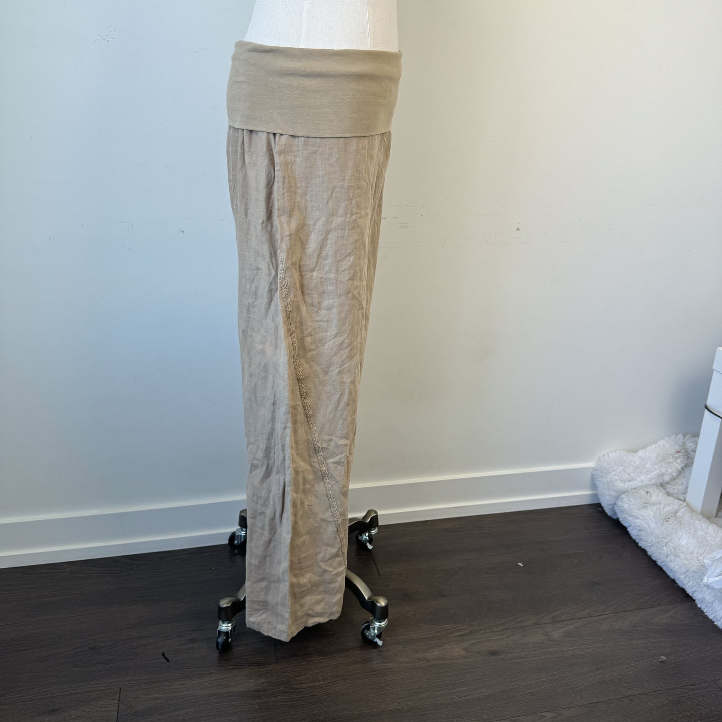 Vintage Yogi Natural Linen Low Rise Flared Trousers – view 7