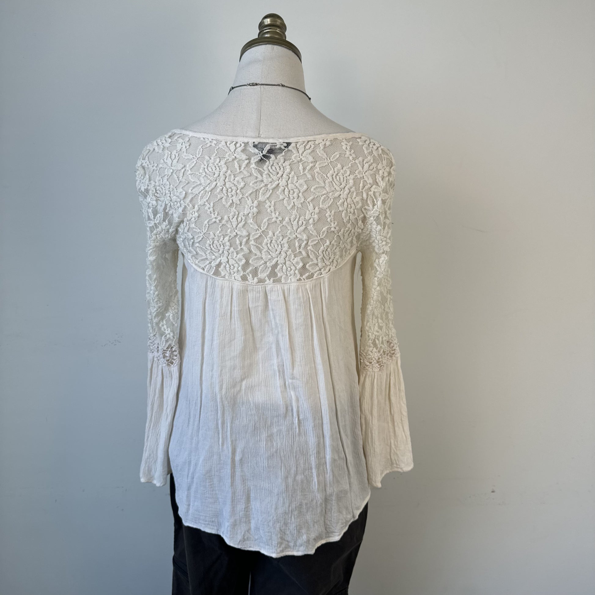American Eagle Cream Lace Off Shoulder Bell Sleeve Boho Blouse – view 3