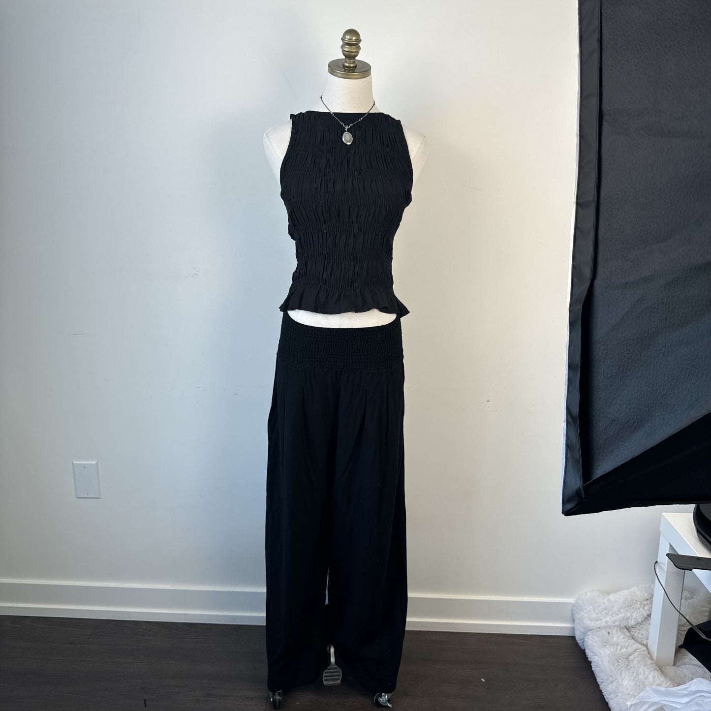 Black Ruched Fitted Boat Neck Sleeveless Top – view 2
