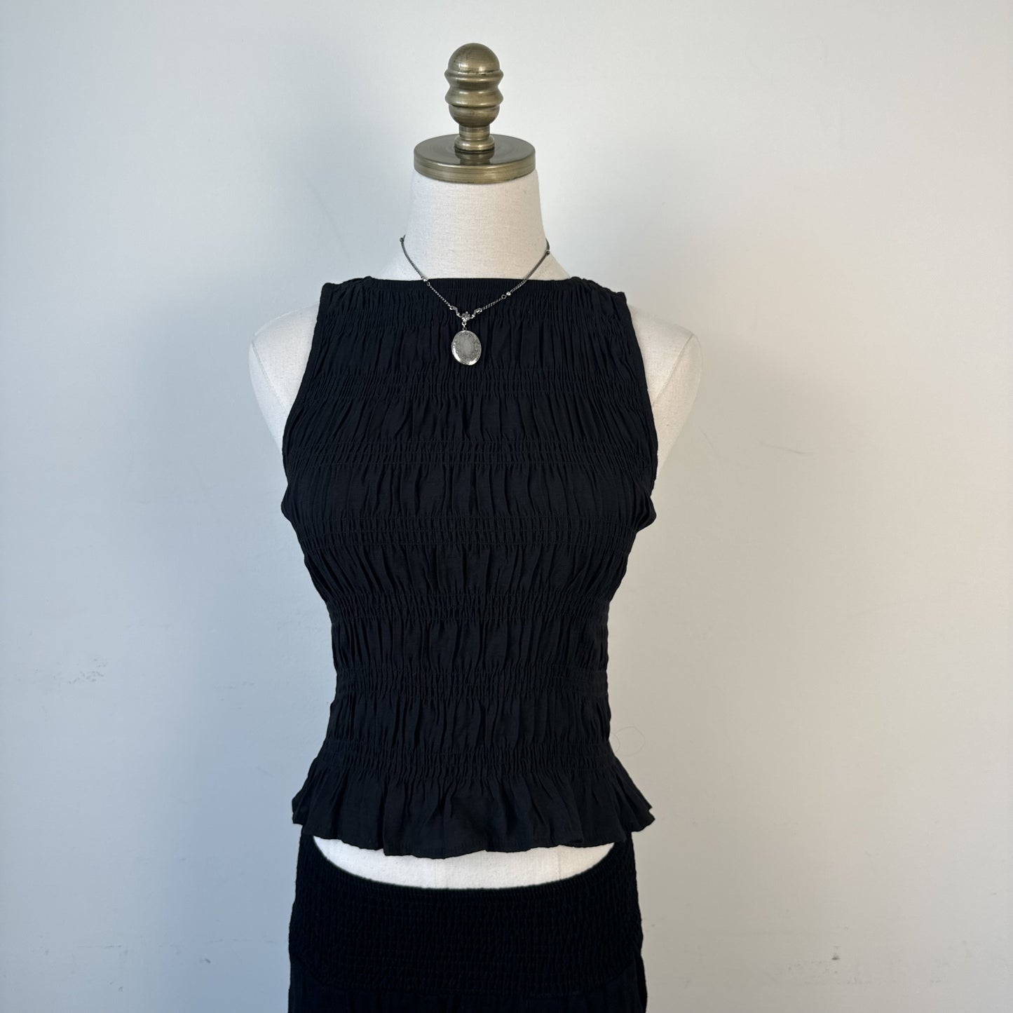 Black Ruched Fitted Boat Neck Sleeveless Top – view 5