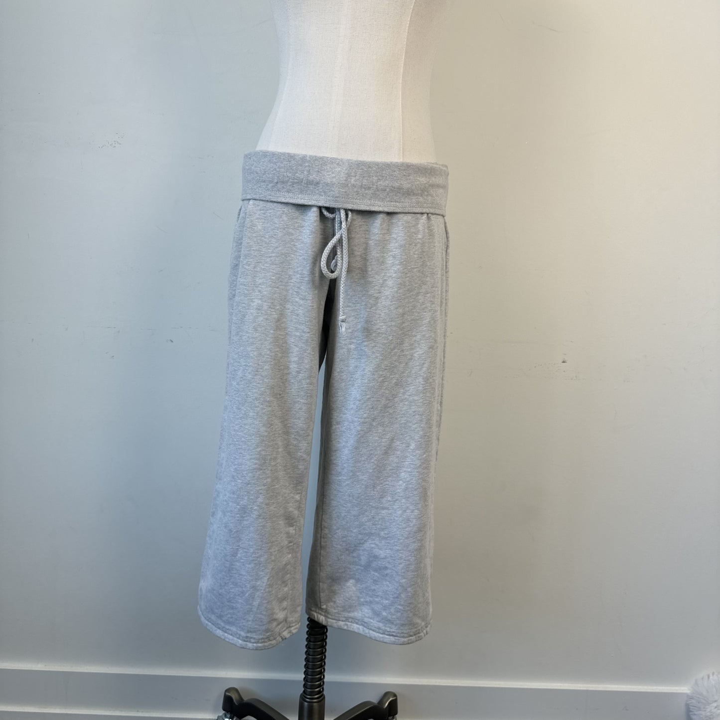 Y2K Polo Jeans Company Grey Sweat Capri Gauchos – view 3