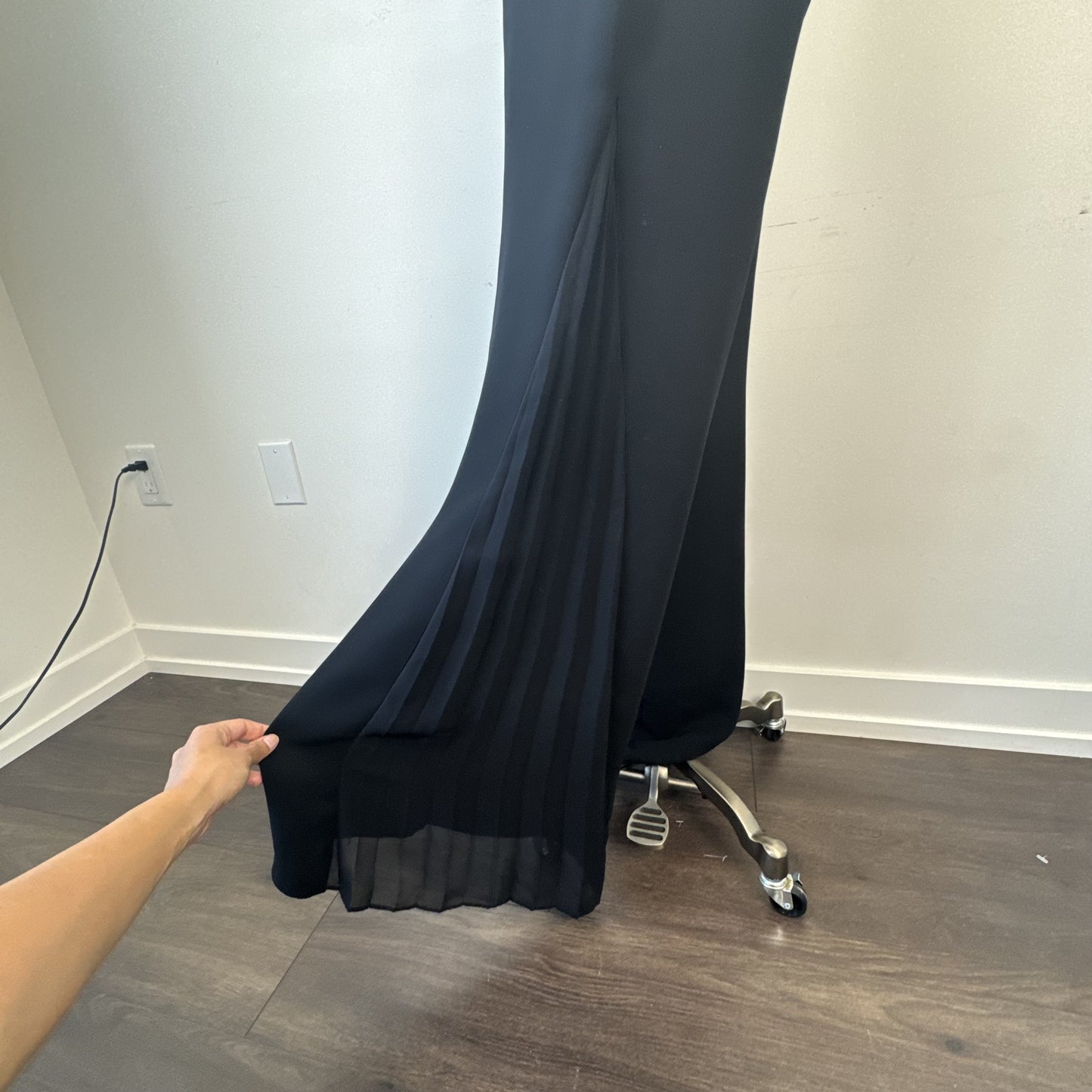 Vintage Joseph Ribkoff Black Flared High Waisted Chiffon Trousers – view 11