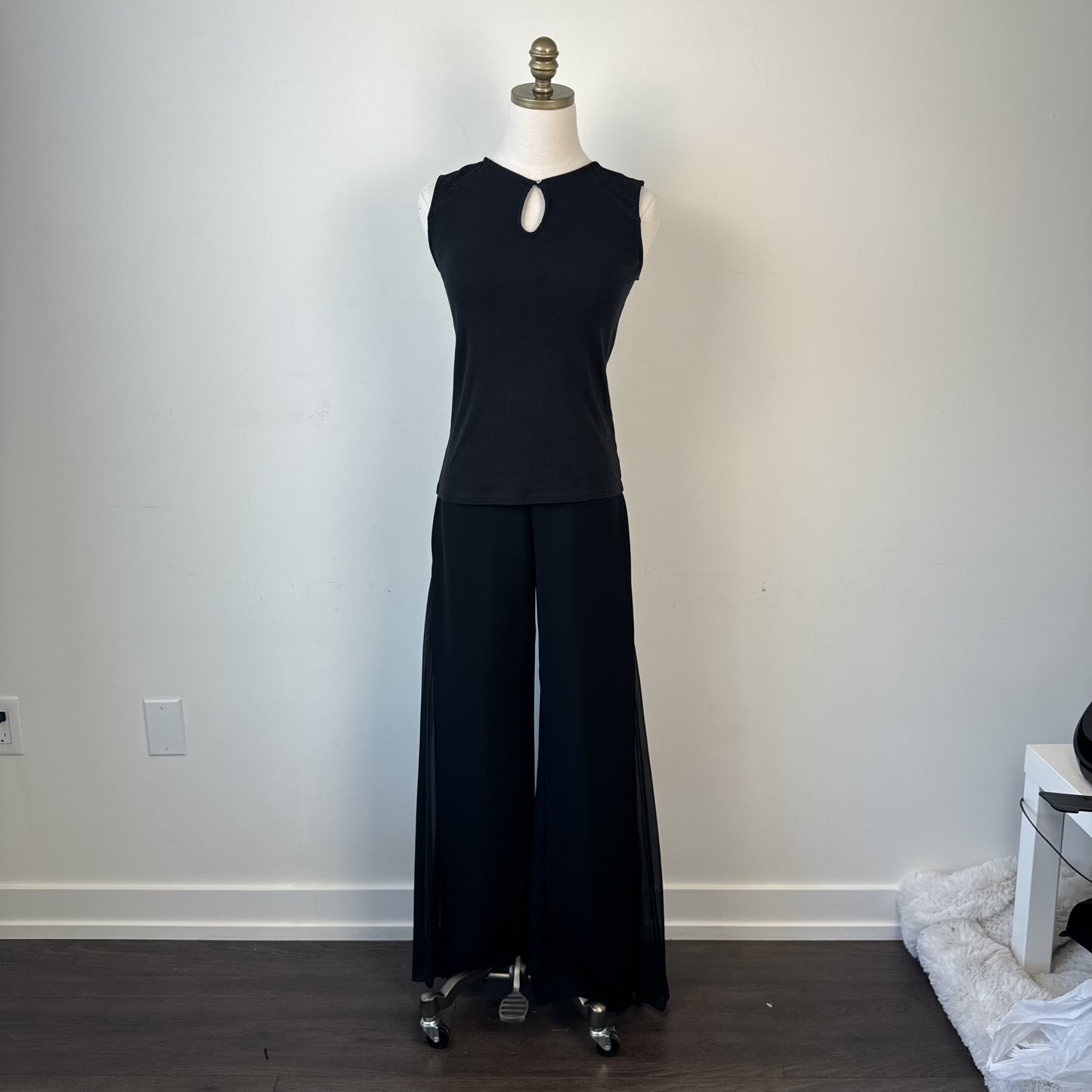 RW&Co Black Boat Neck Fitted Top with Keyhole Detail