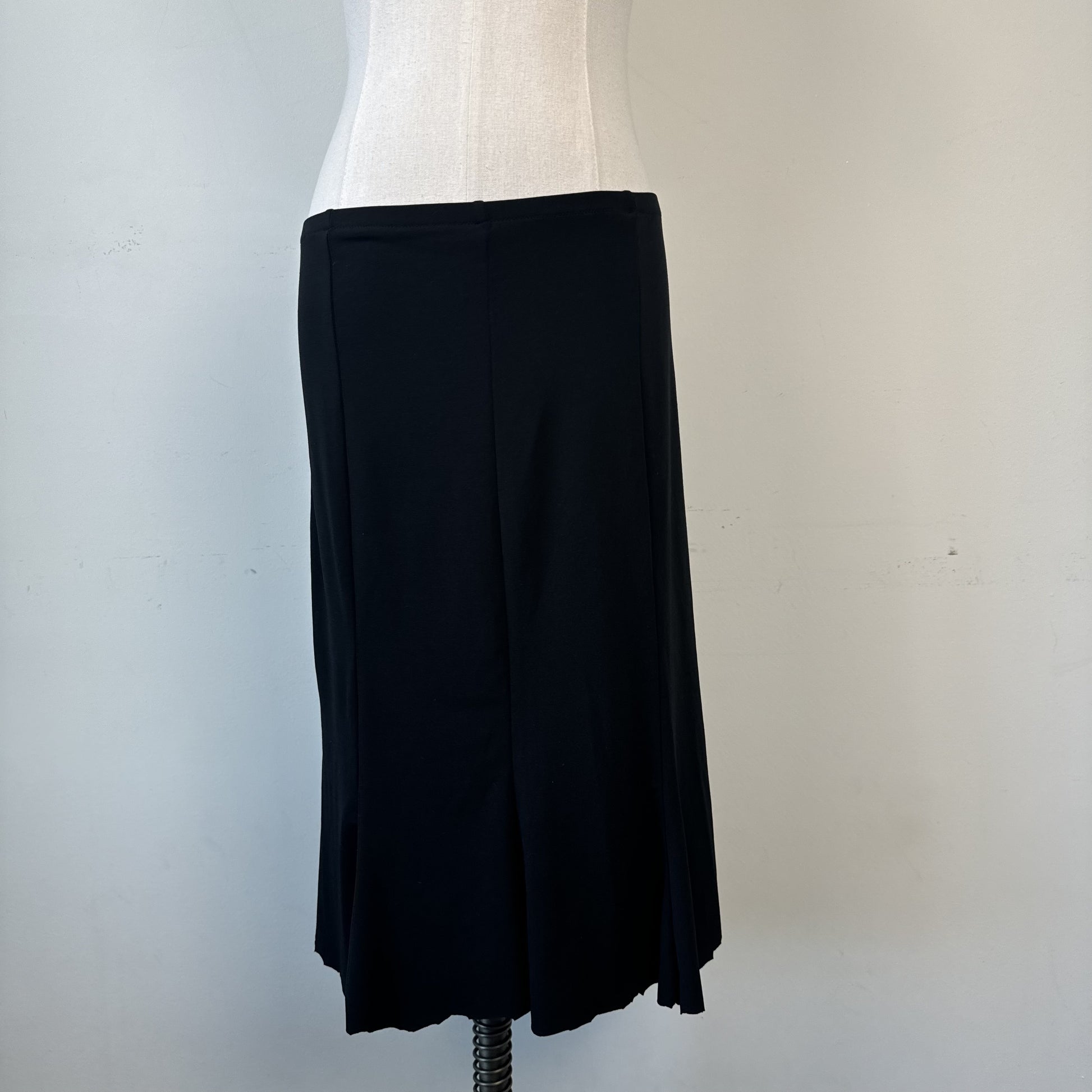 Vintage Black Flowy Midi Skirt – view 3