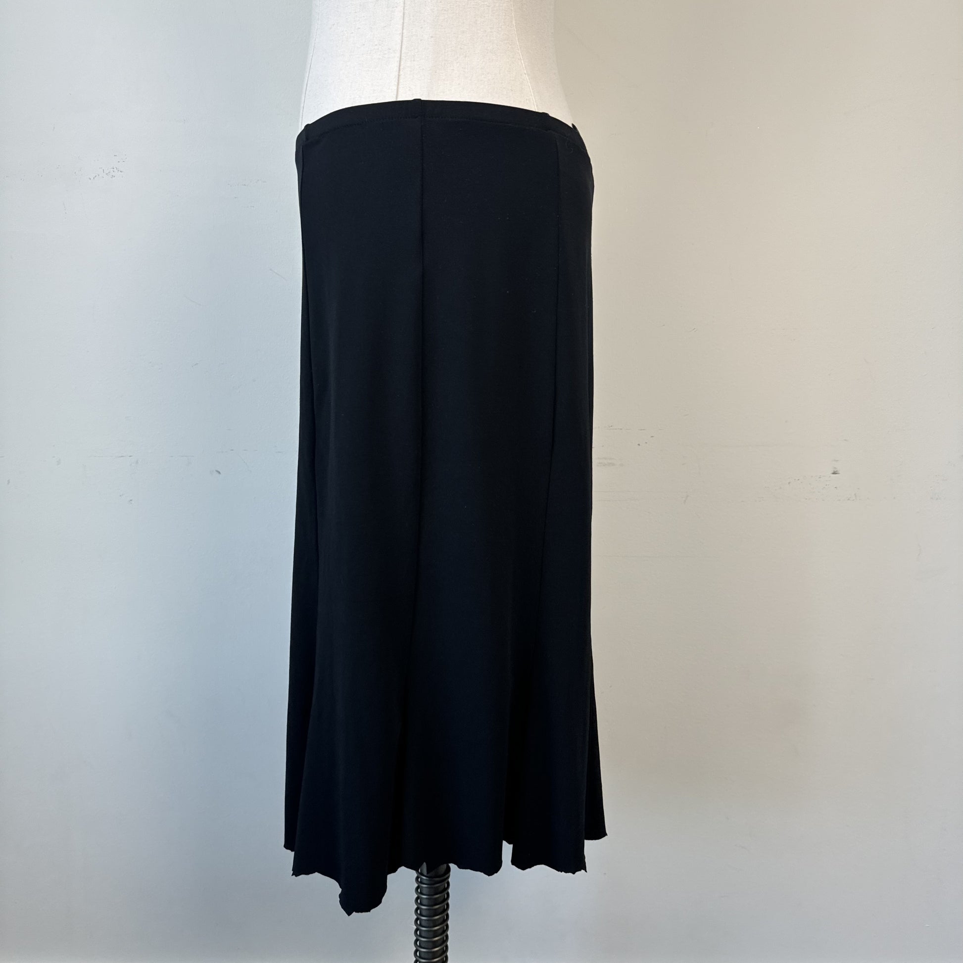 Vintage Black Flowy Midi Skirt – view 4