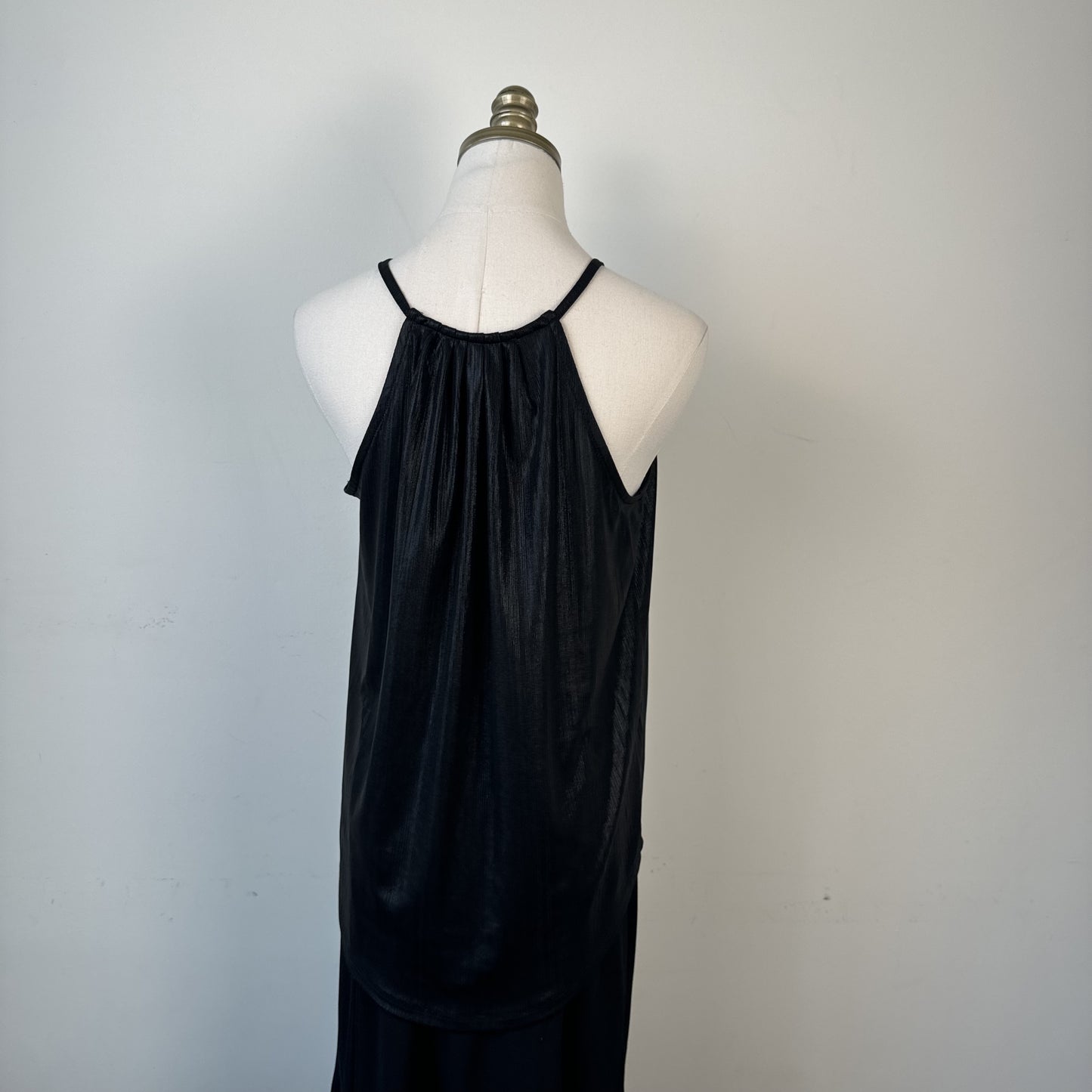 Le Chateau Black Shimmery Halter Neck Top with Keyhole – view 4