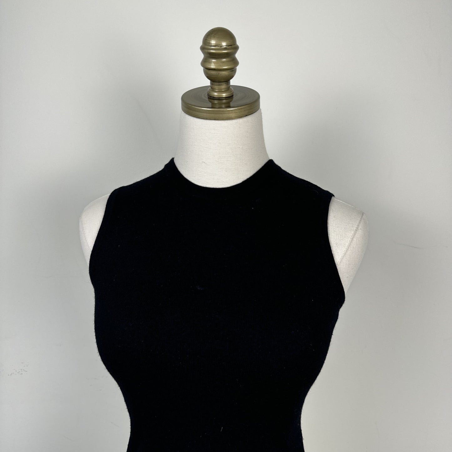 Black Wool Sleeveless Knit Vest Top – view 11