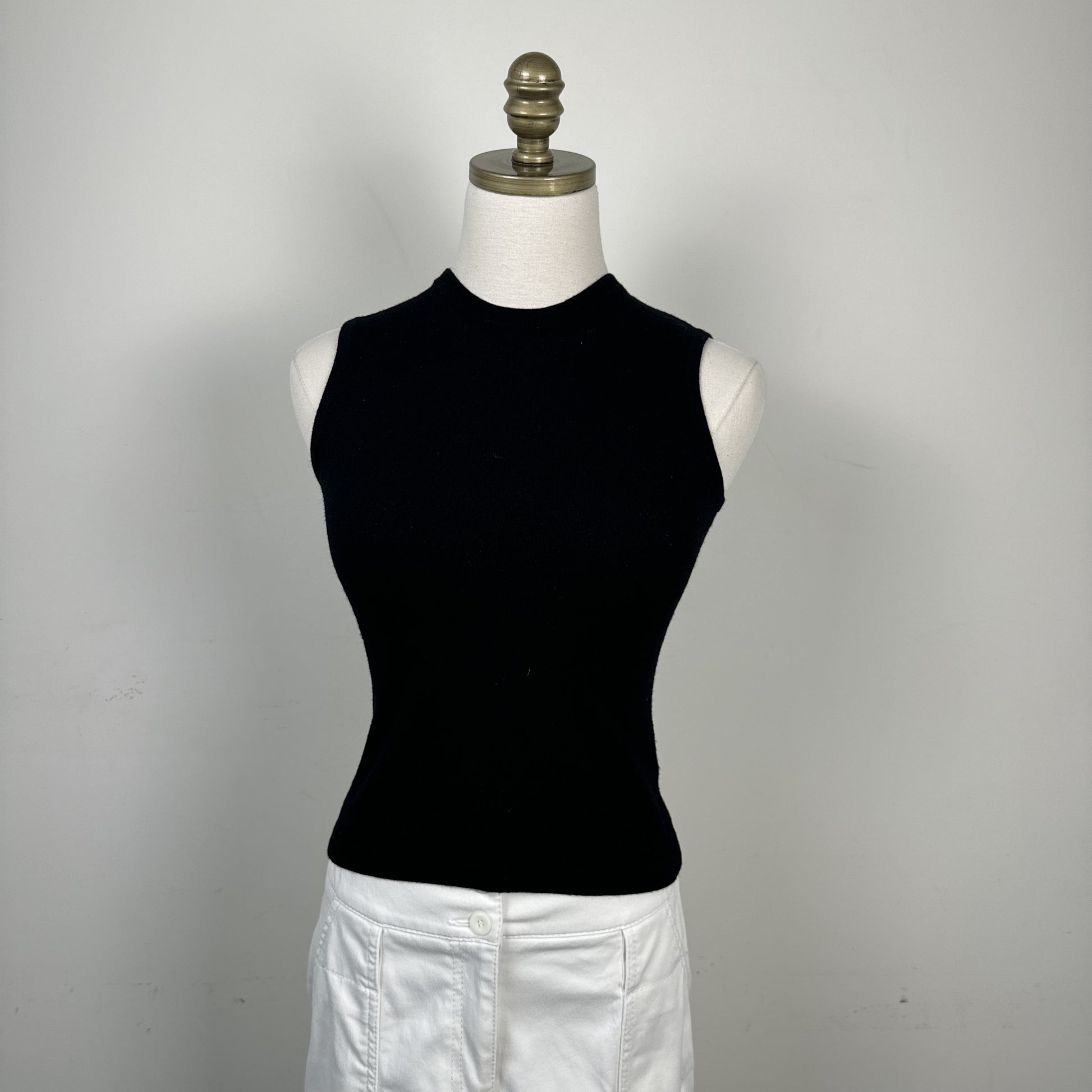 Black Wool Sleeveless Knit Vest Top – view 3