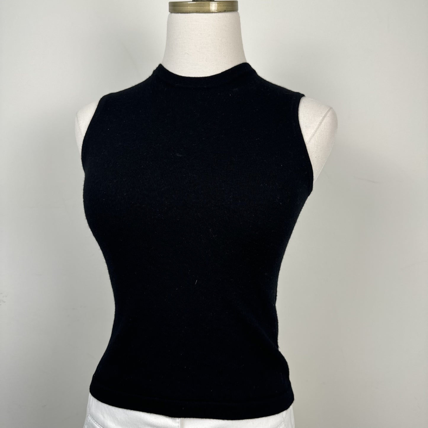 Black Wool Sleeveless Knit Vest Top – view 9