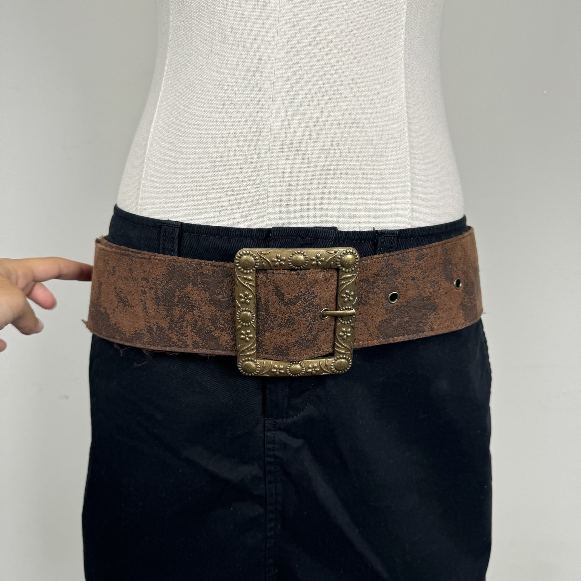 Brown Chunky Faux Suede Belt with Gold Buckle