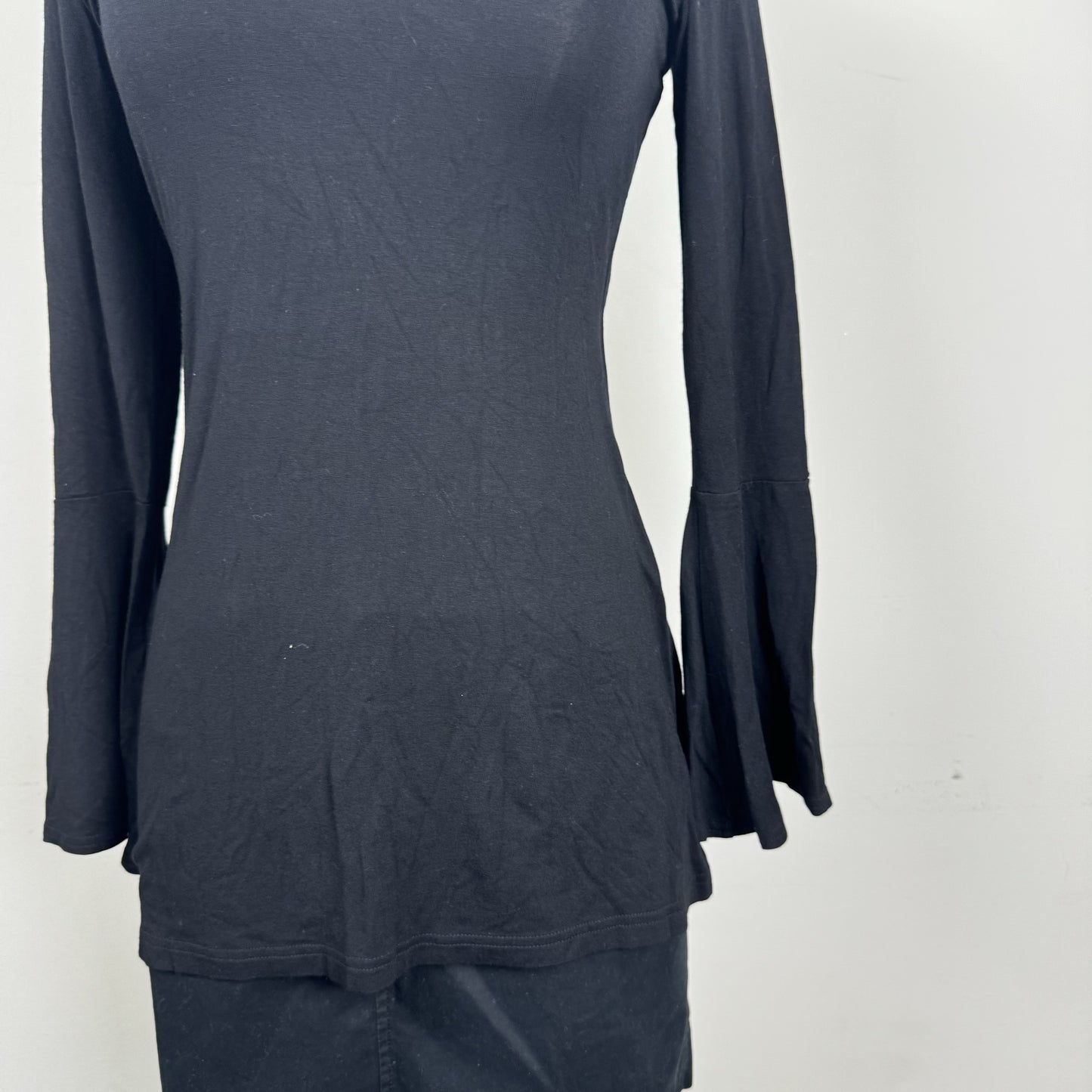 Vintage Black Bell Sleeve Fitted Long Torso Top – view 3