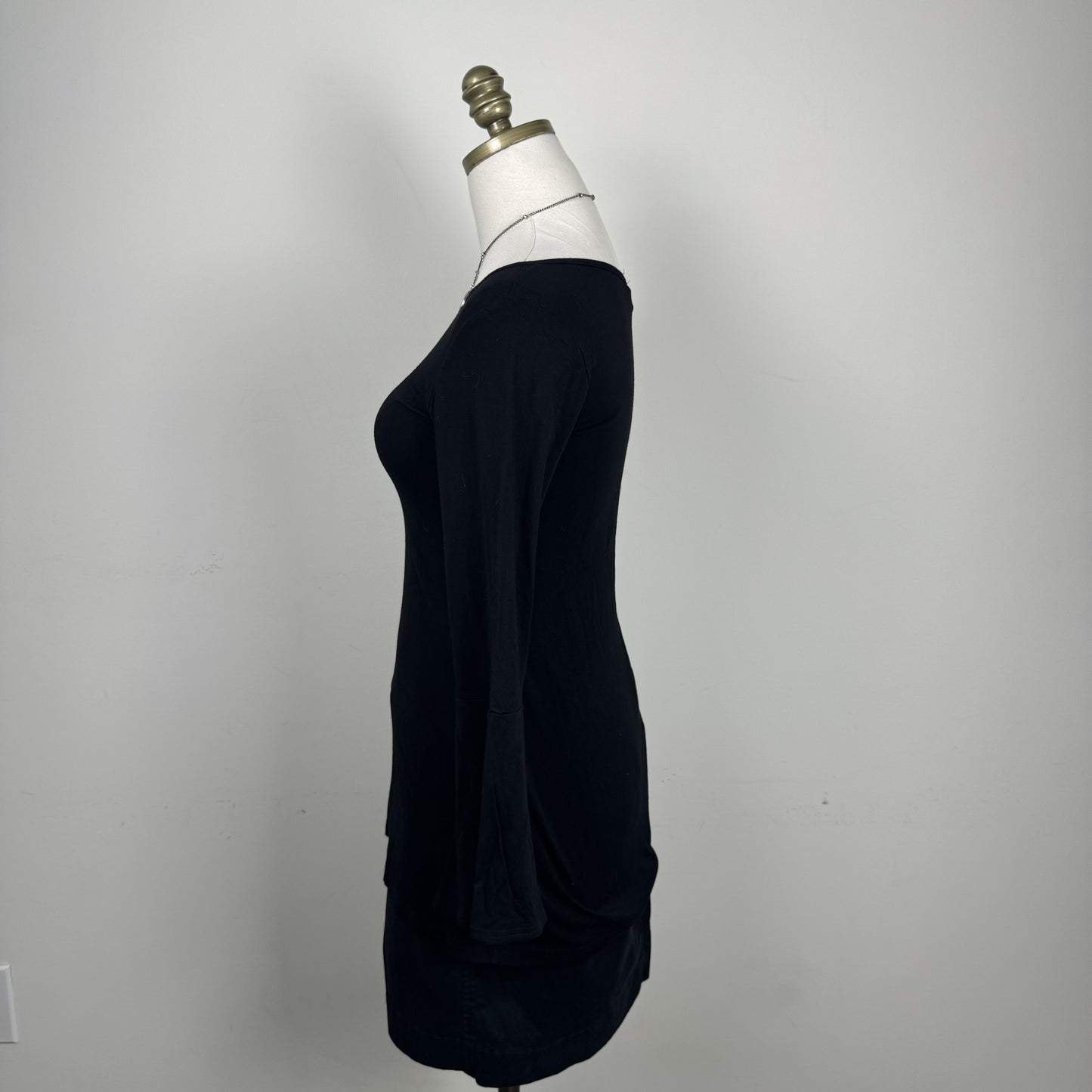 Vintage Black Bell Sleeve Fitted Long Torso Top – view 4