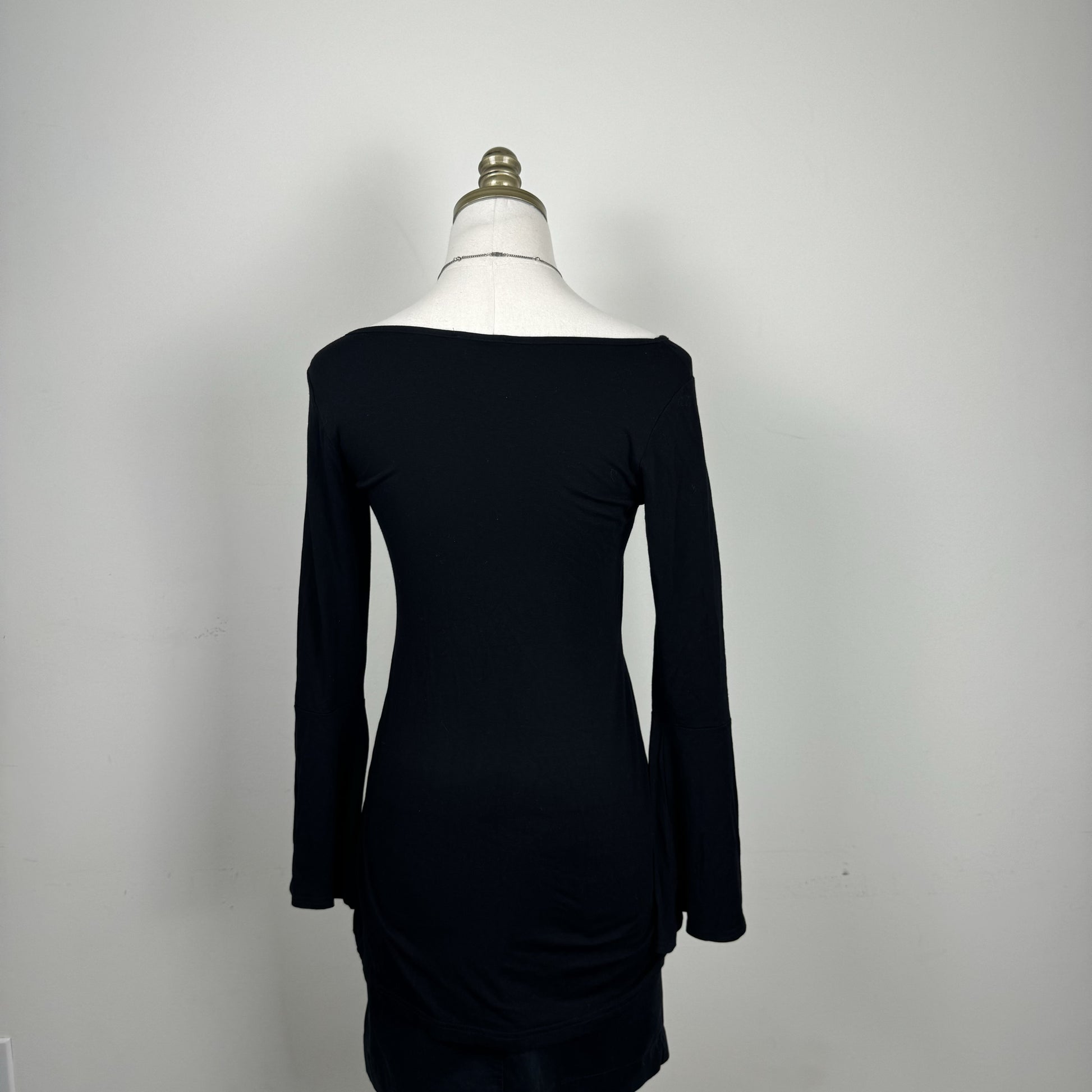 Vintage Black Bell Sleeve Fitted Long Torso Top – view 5
