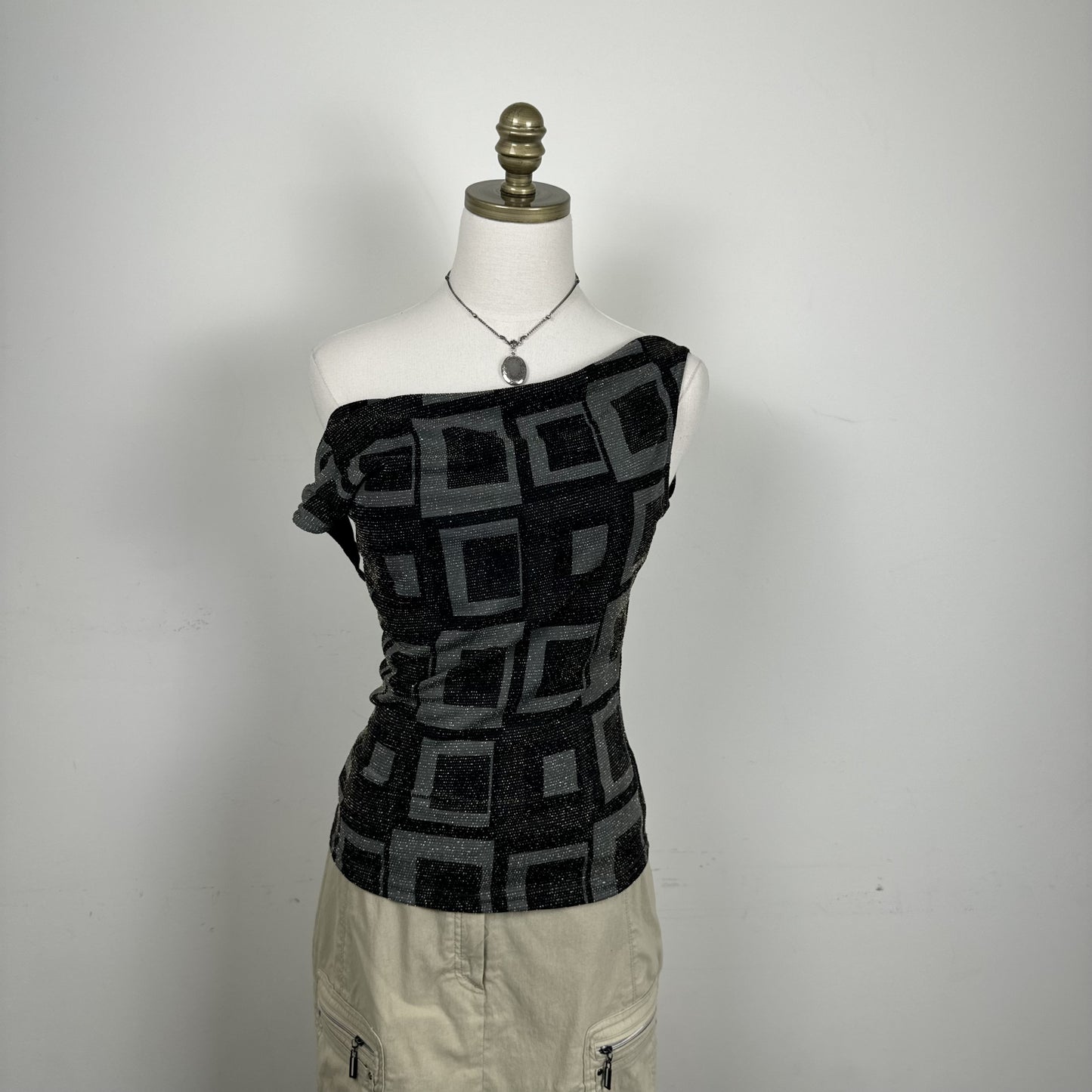 90s Suzy Shier Graphic Cowl Neck Top – view 6