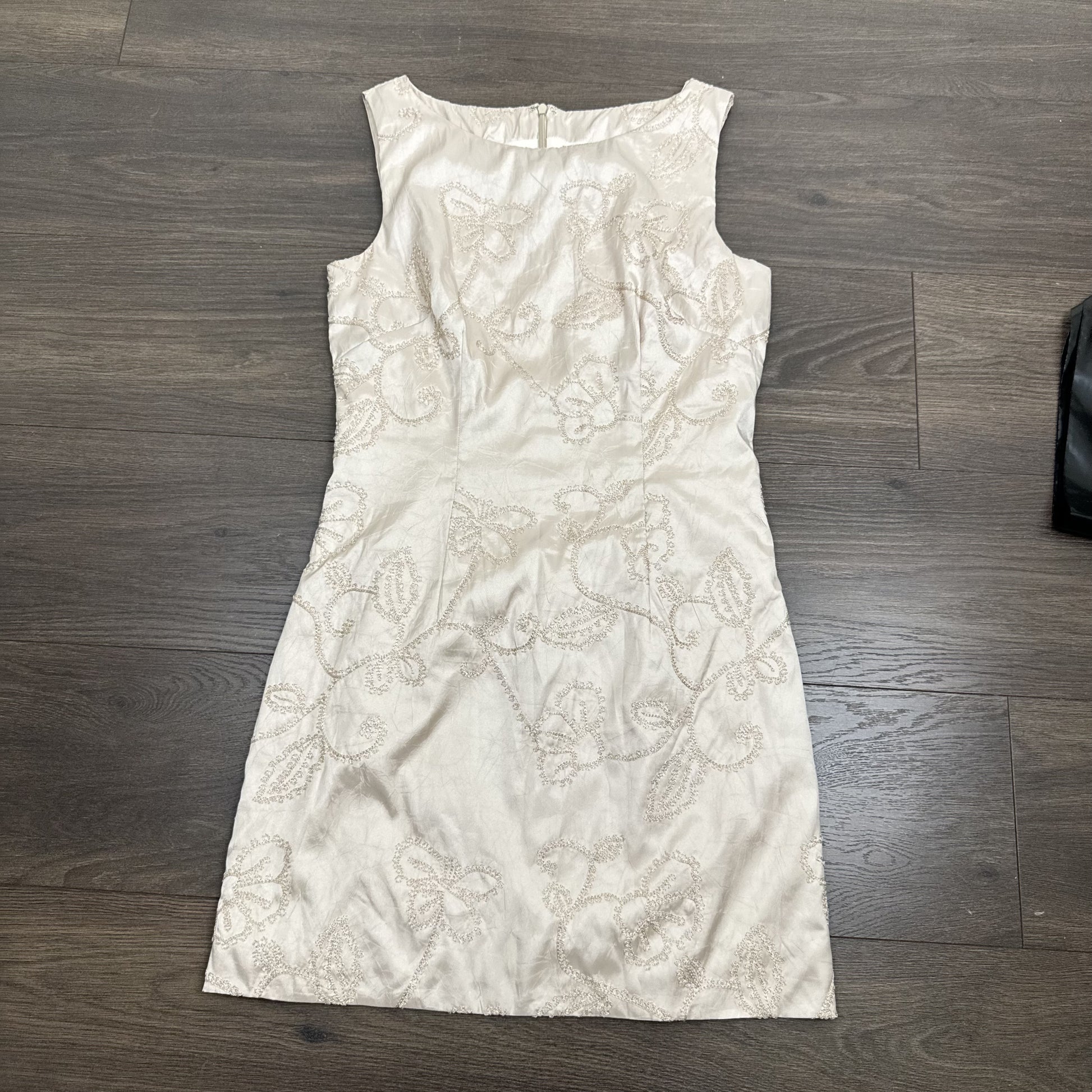 Beige Embroidered Fitted Sheath Dress with Lining – view 11